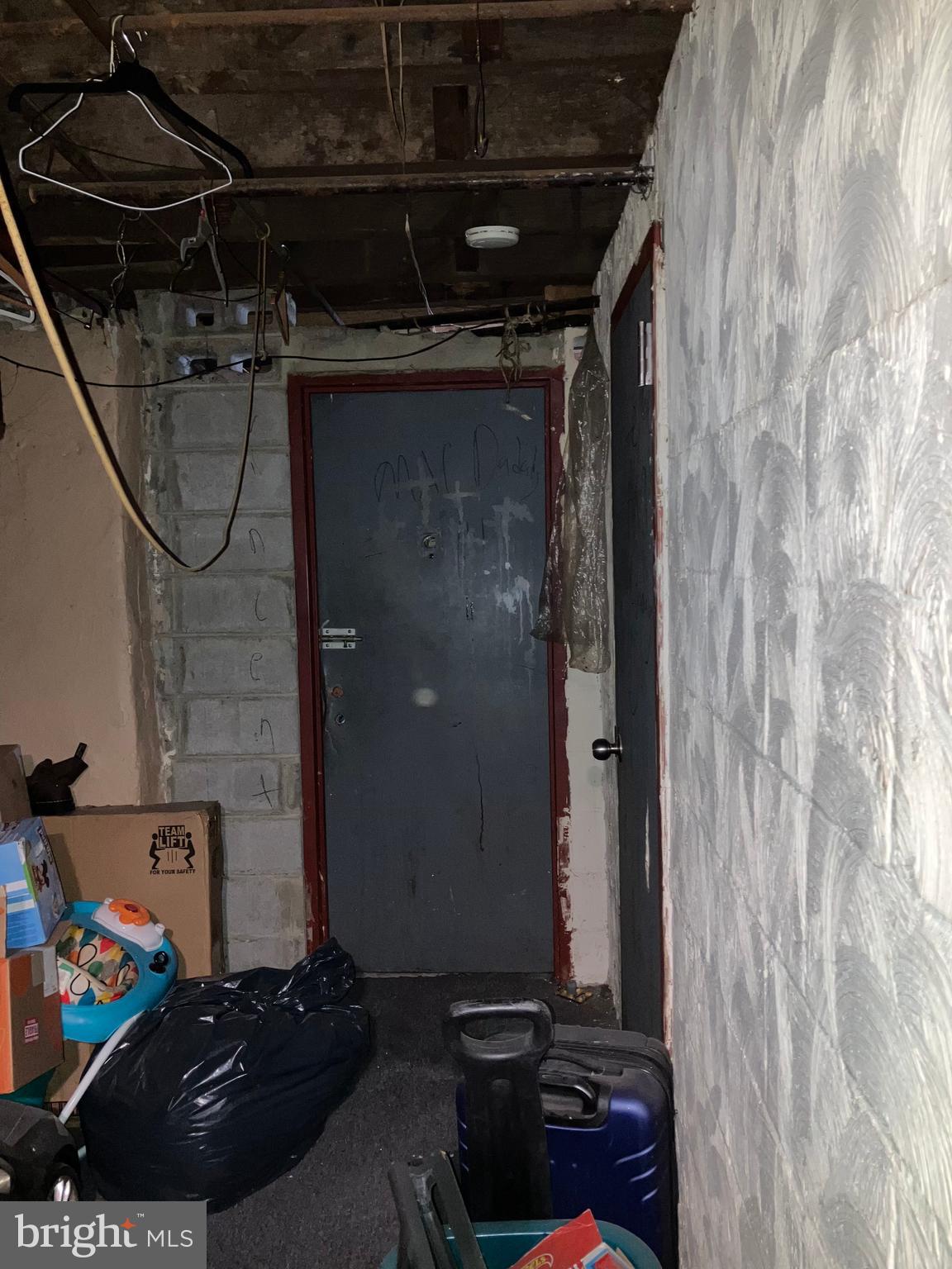 FERN ROCK - Residential