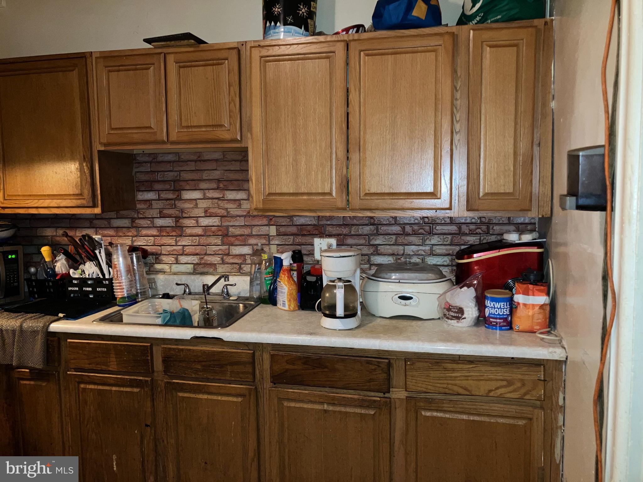 FERN ROCK - Residential