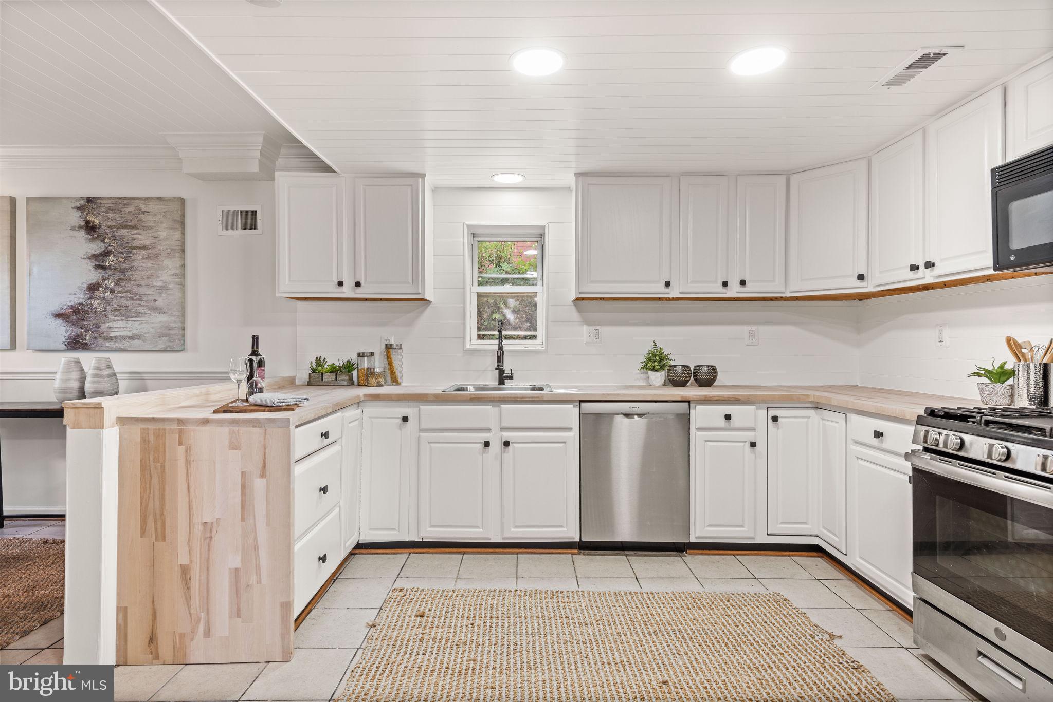 CEDAR HEIGHTS - Residential