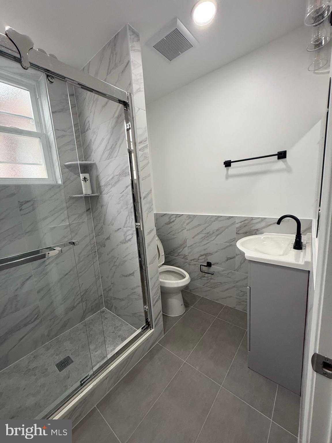 PHILADELPHIA - Residential