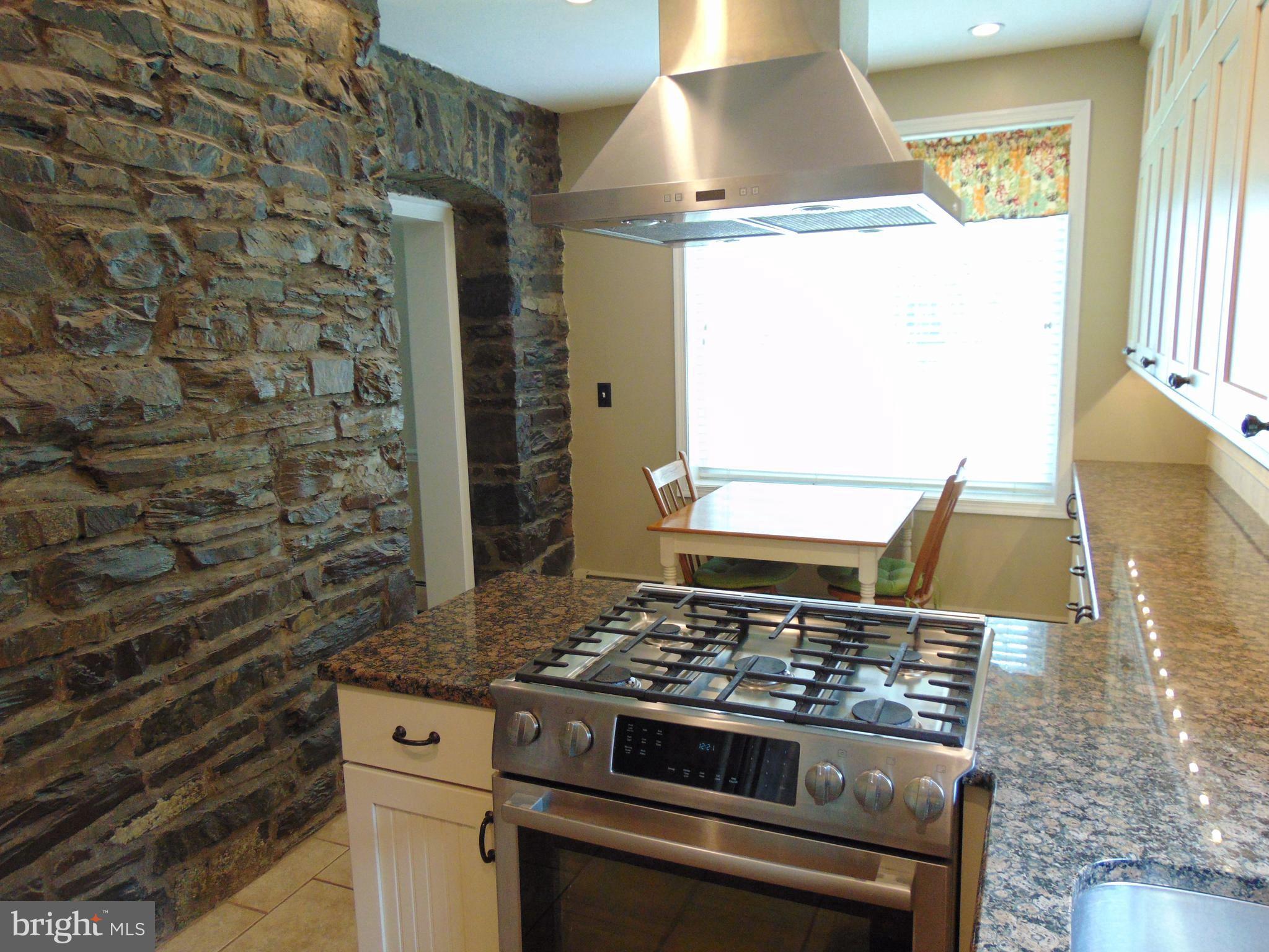 YARDLEY TERR - Residential