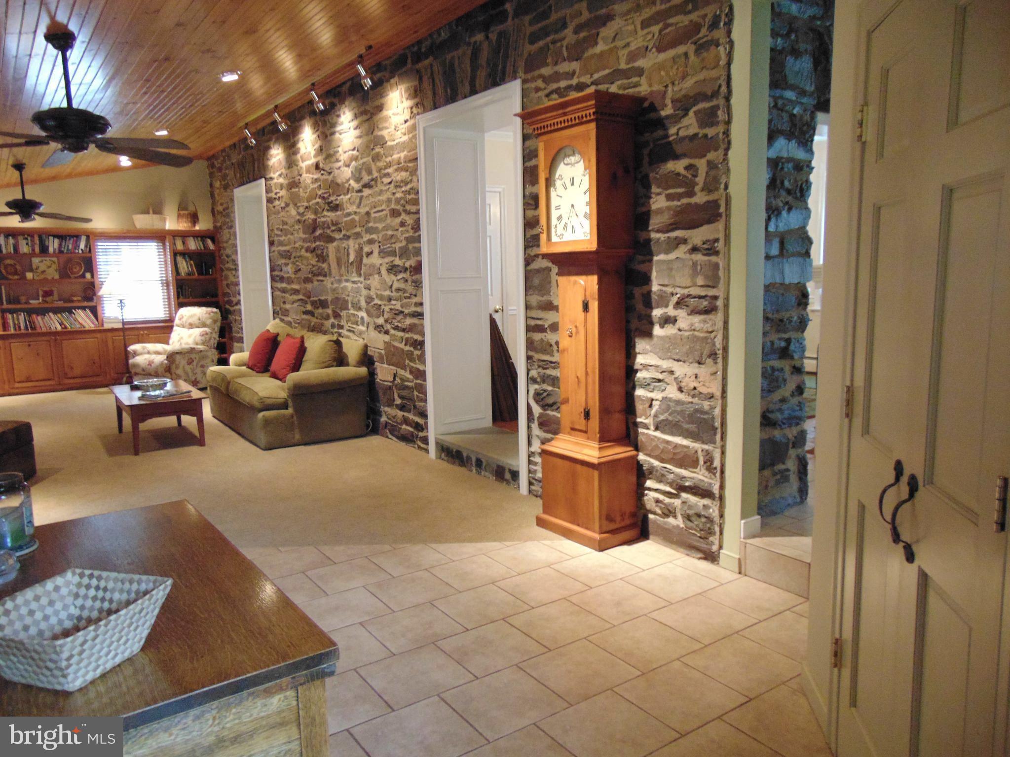 YARDLEY TERR - Residential