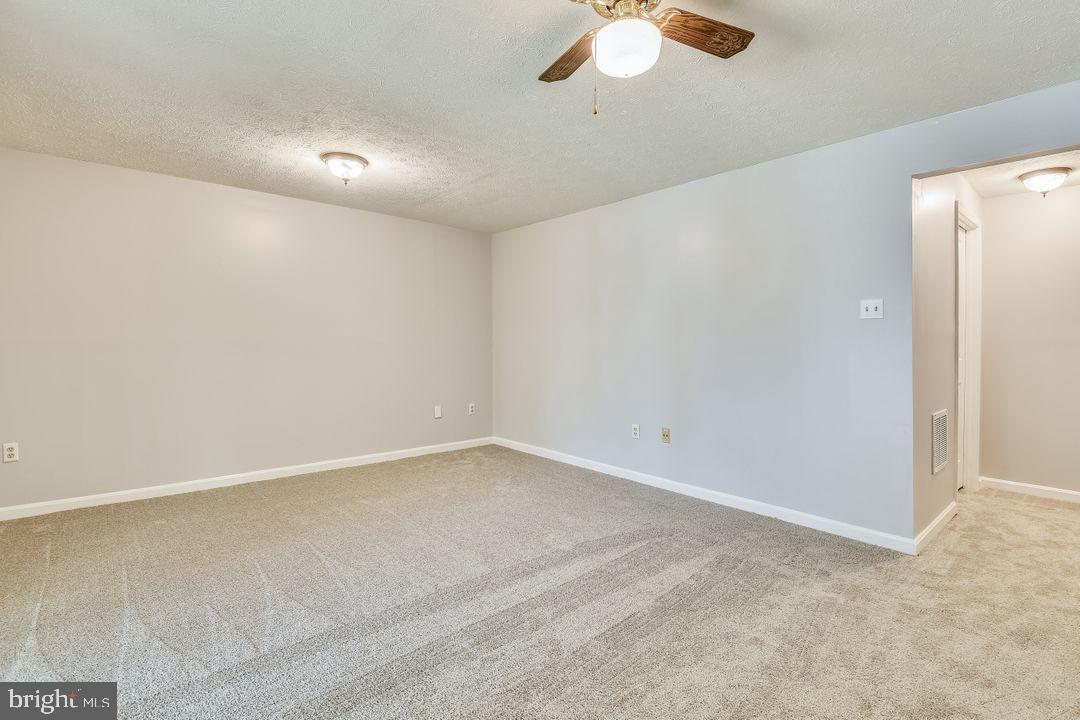 KINGS RANSOM CONDO - Residential