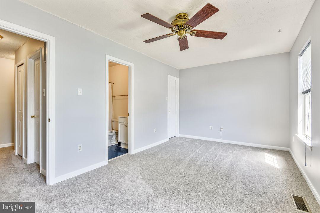 KINGS RANSOM CONDO - Residential