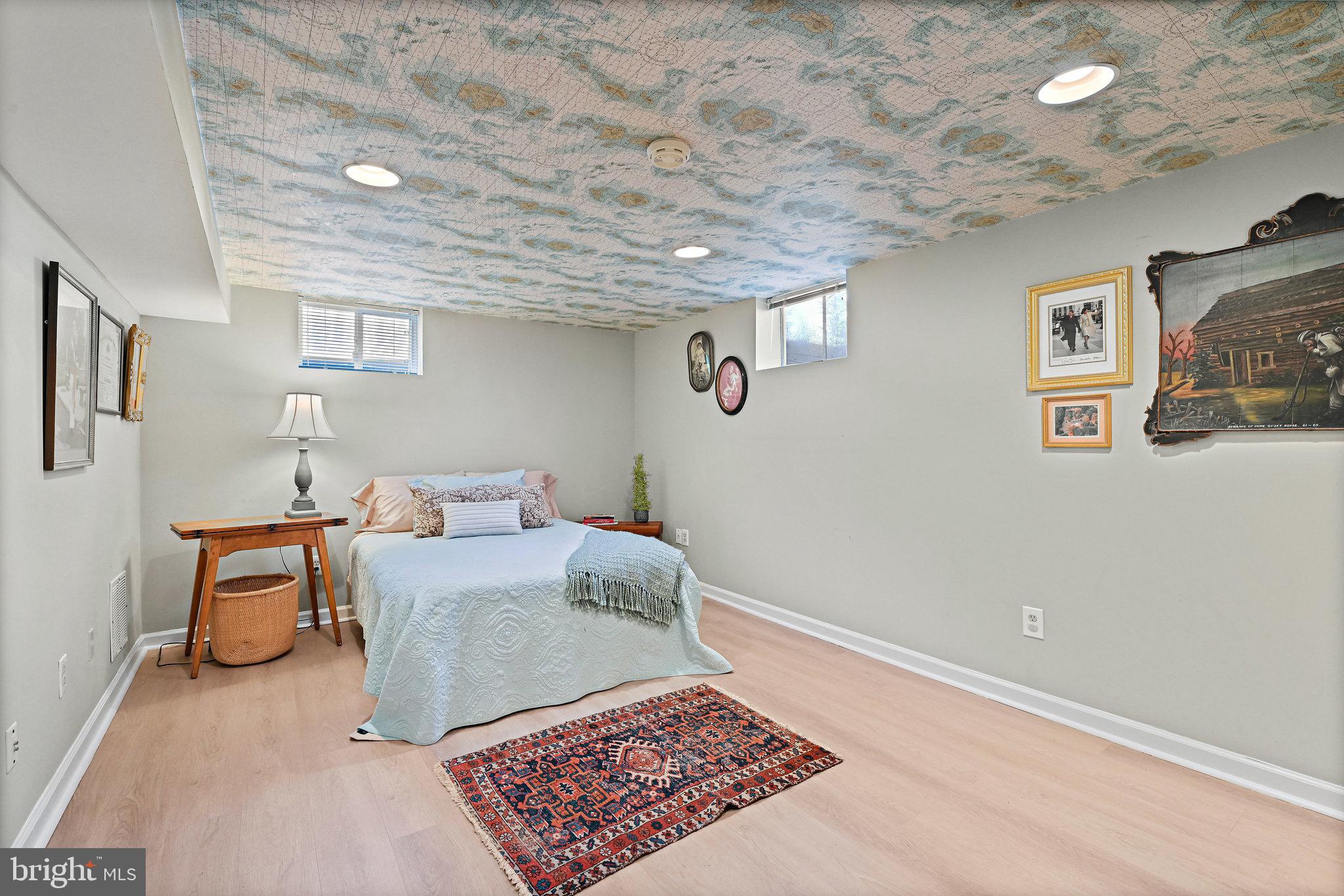 WEST MC LEAN - Residential Lease