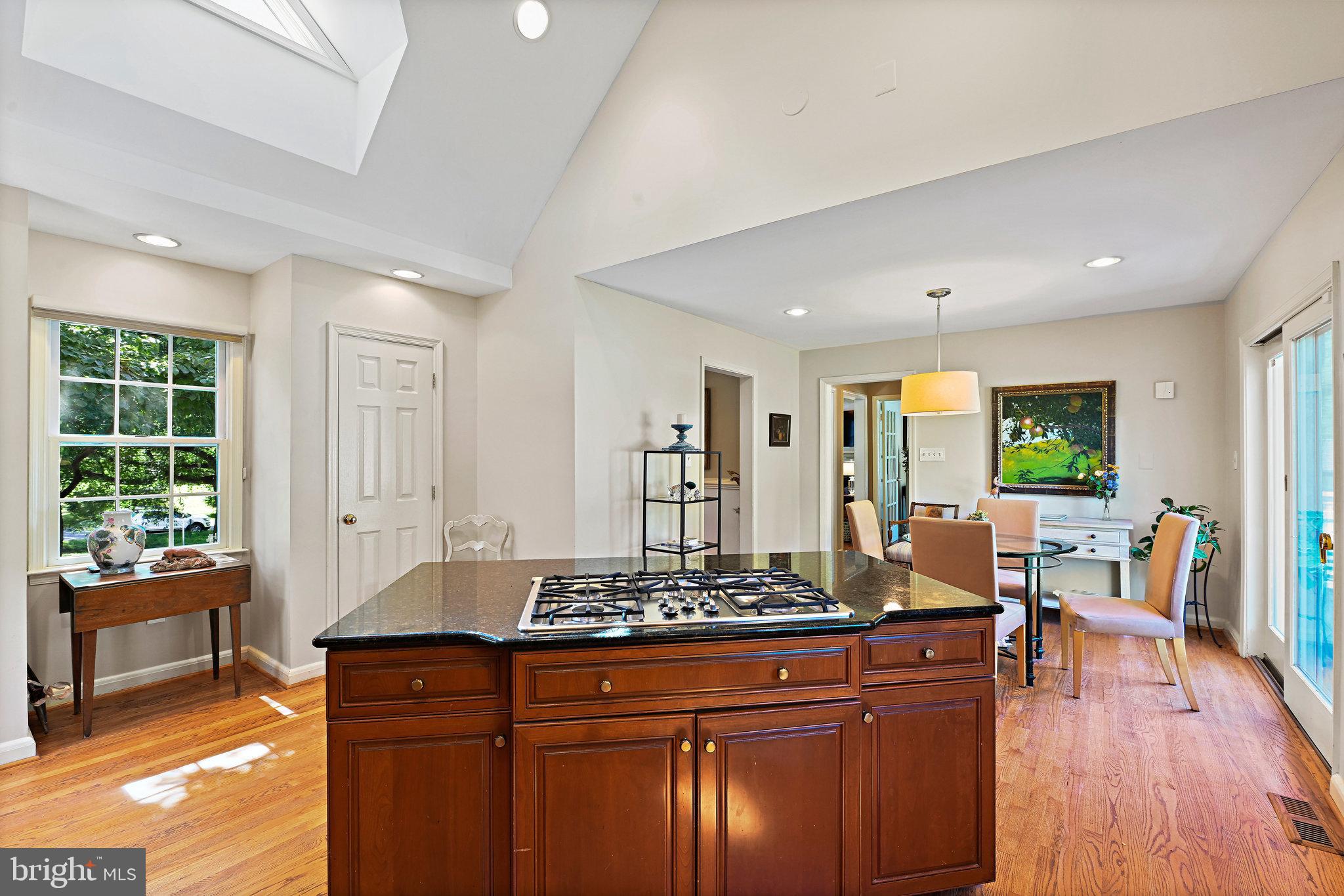 WEST MC LEAN - Residential Lease