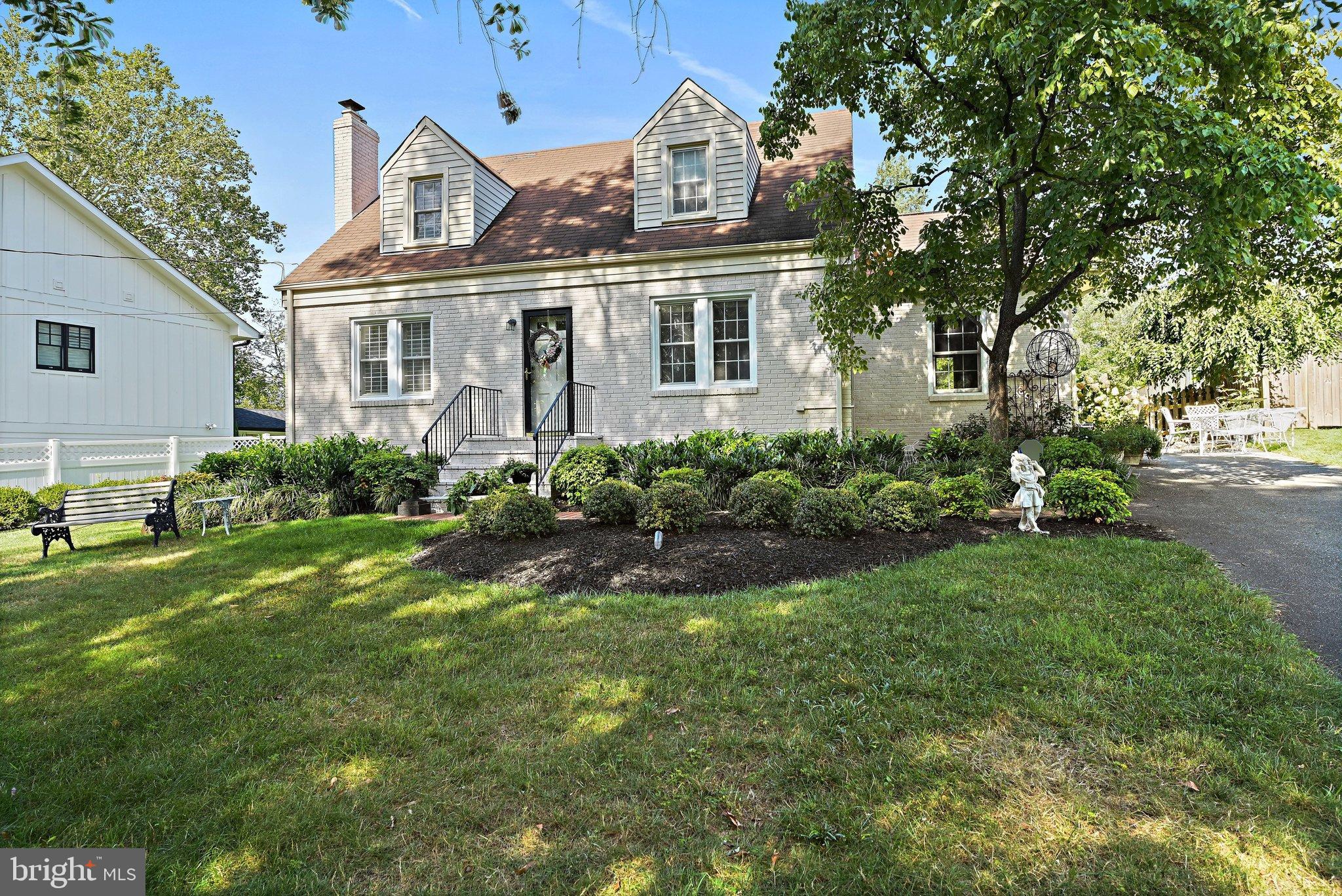 WEST MC LEAN - Residential Lease