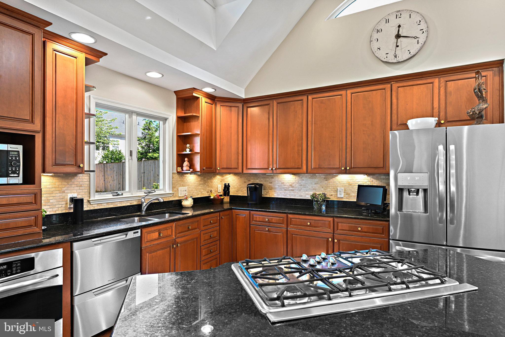 WEST MC LEAN - Residential Lease