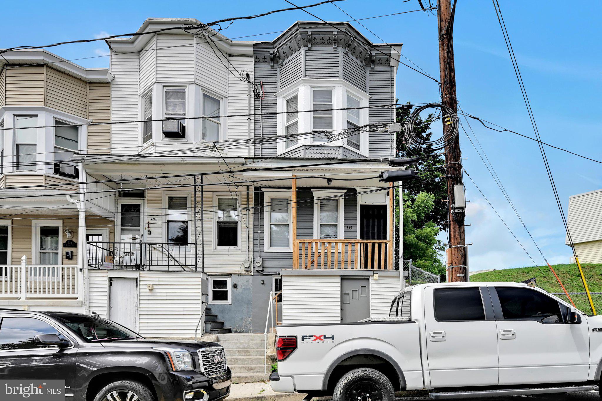 733 N 2ND STREET
