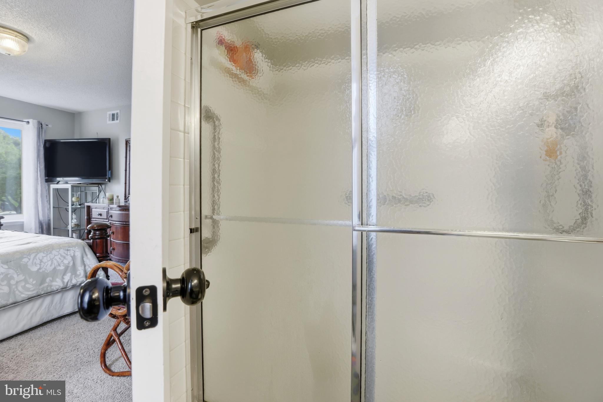 LEISURE WORLD - Residential