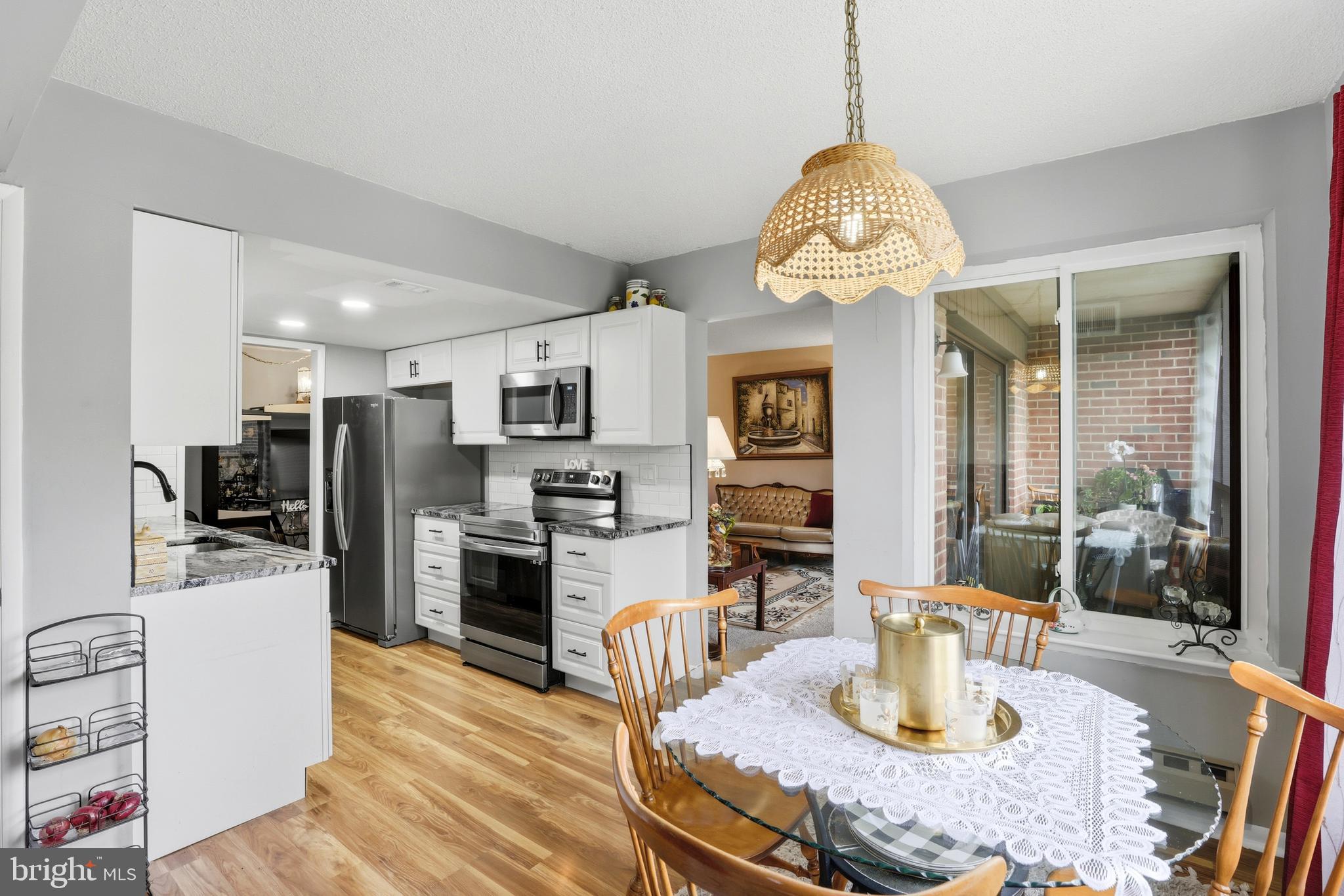 LEISURE WORLD - Residential