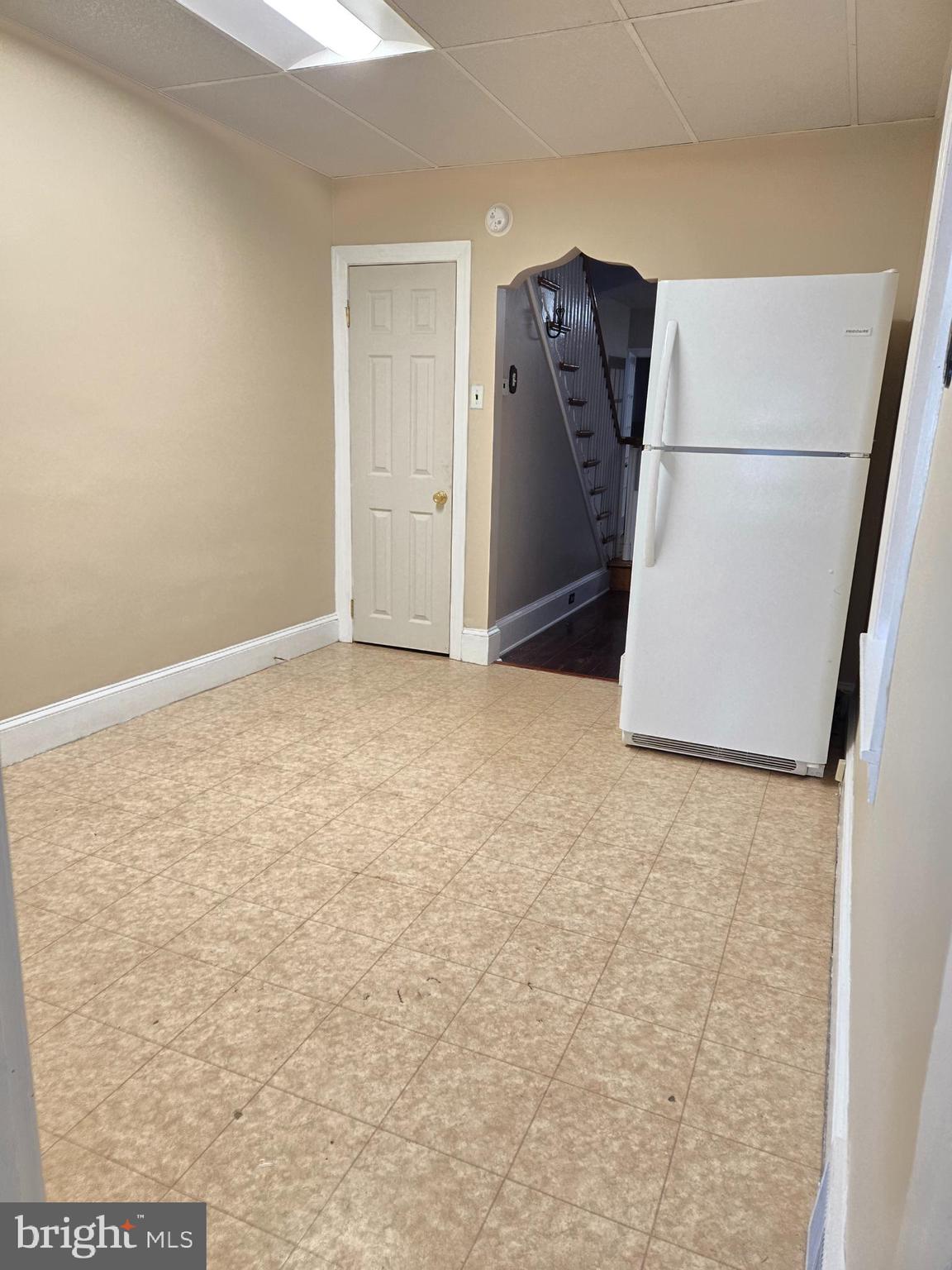 EAST KENSINGTON - Residential