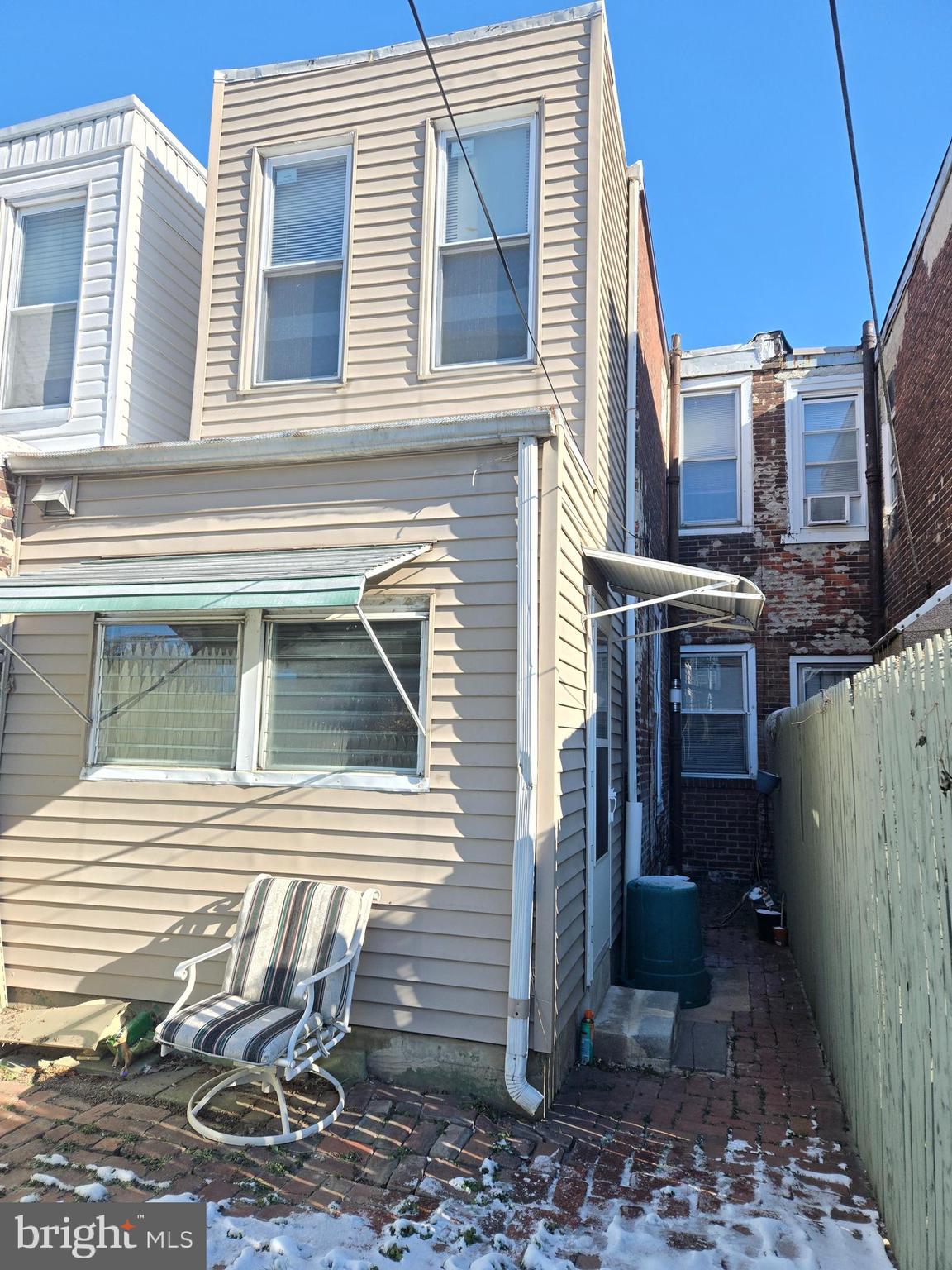 EAST KENSINGTON - Residential