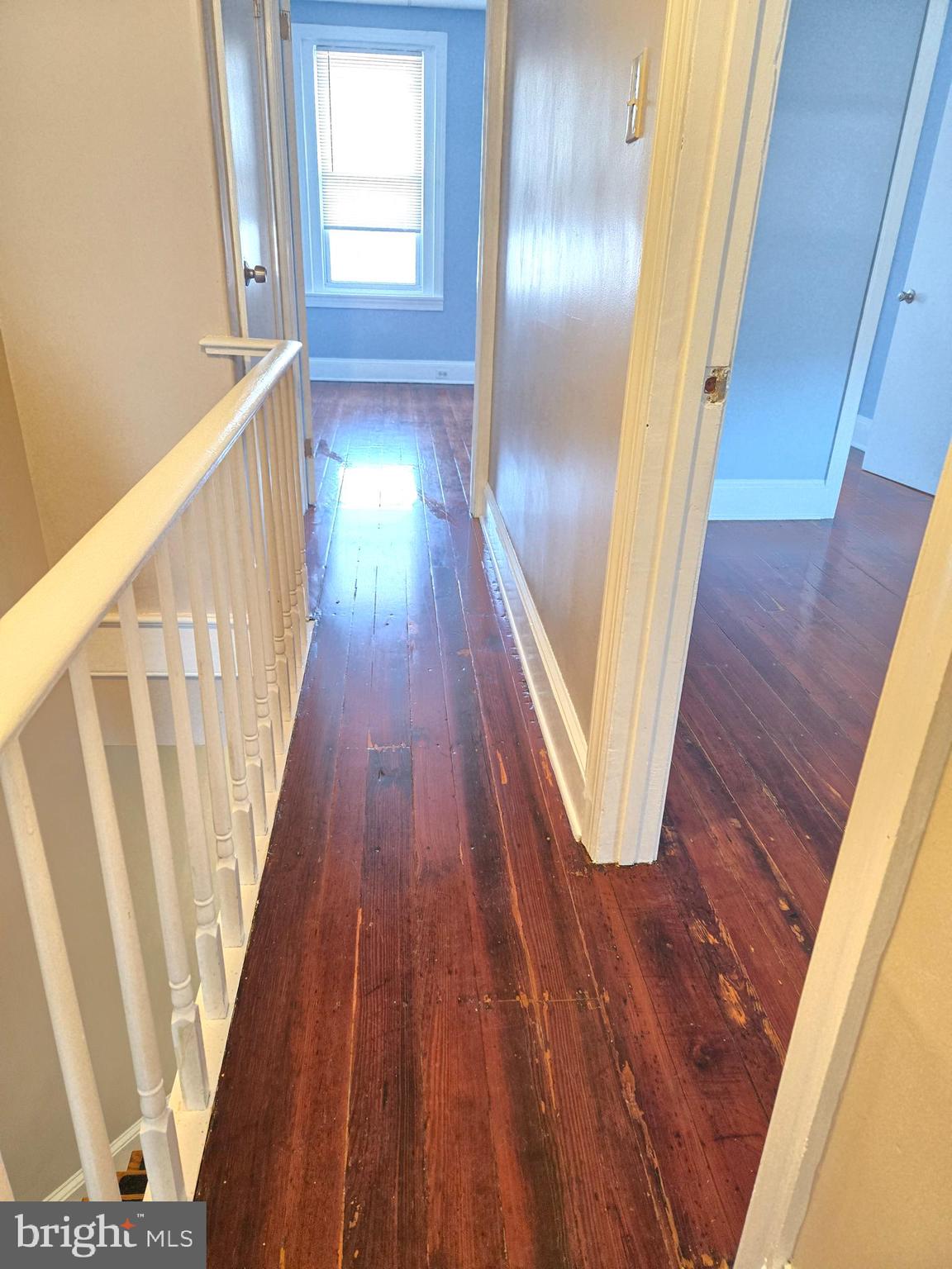 EAST KENSINGTON - Residential