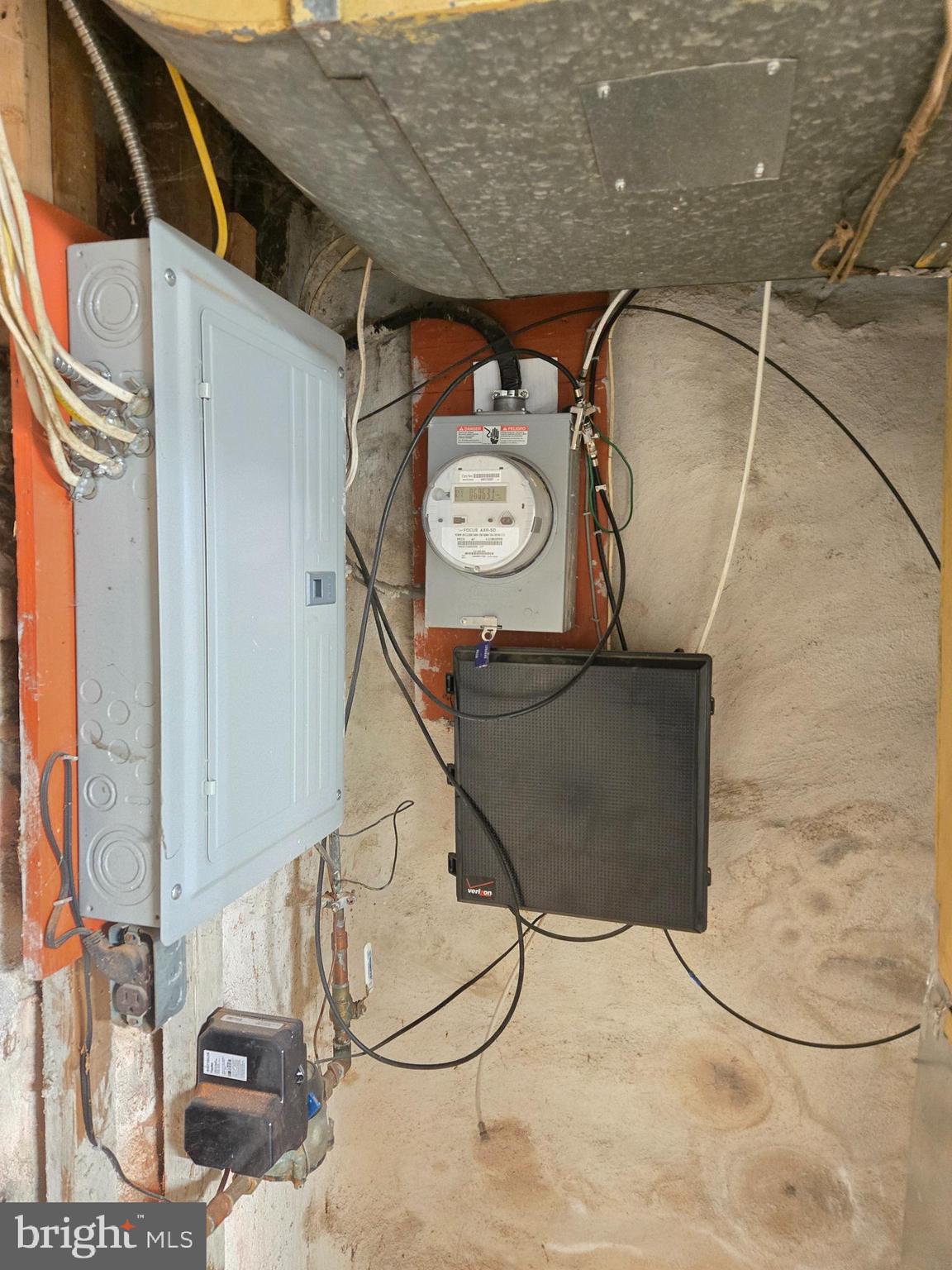 EAST KENSINGTON - Residential