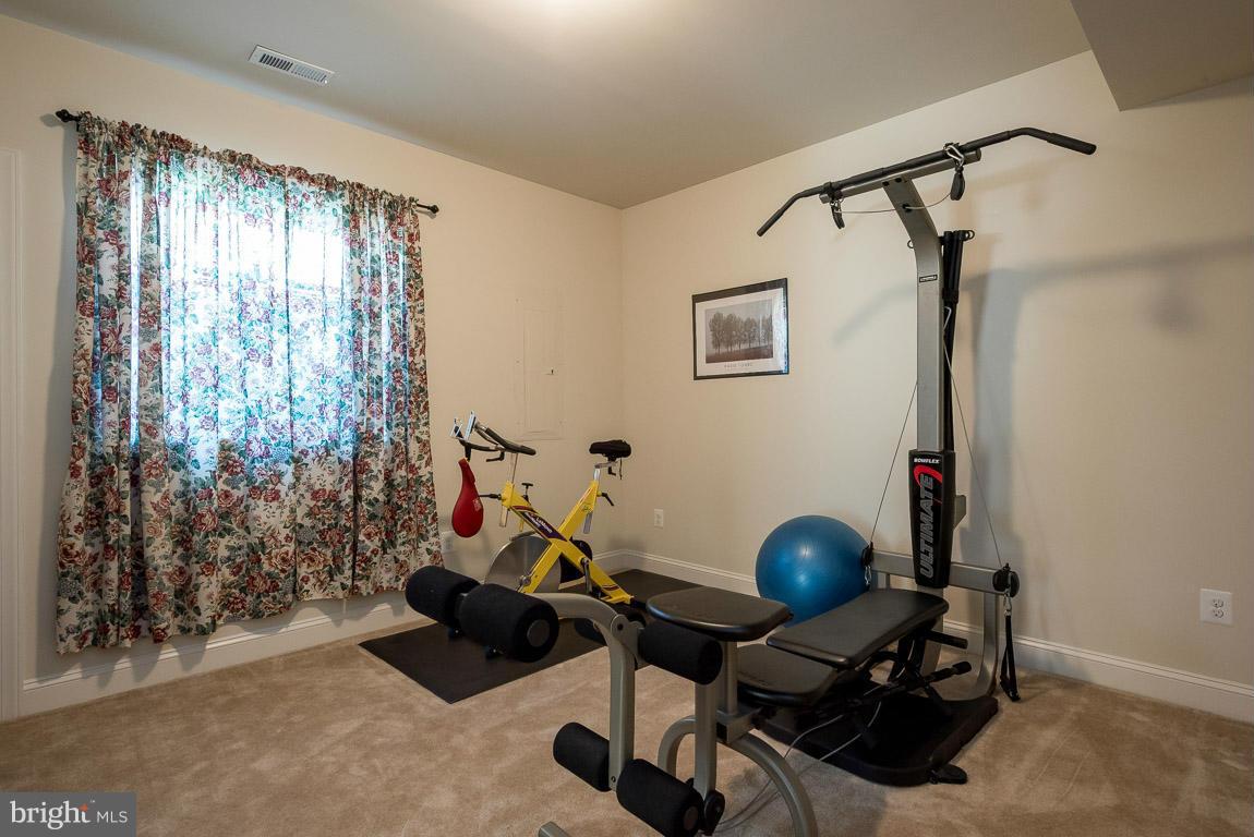 BROAD CREEK - Residential