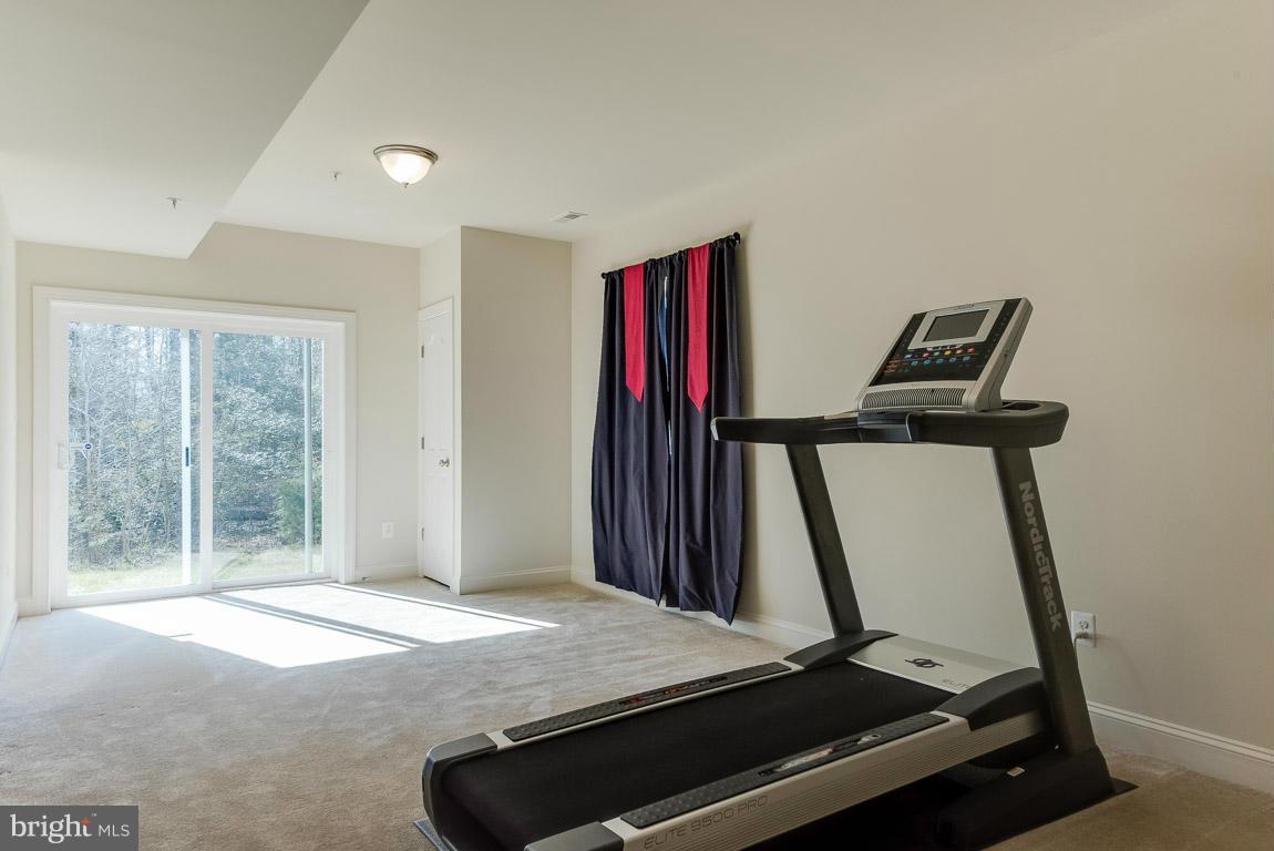 BROAD CREEK - Residential