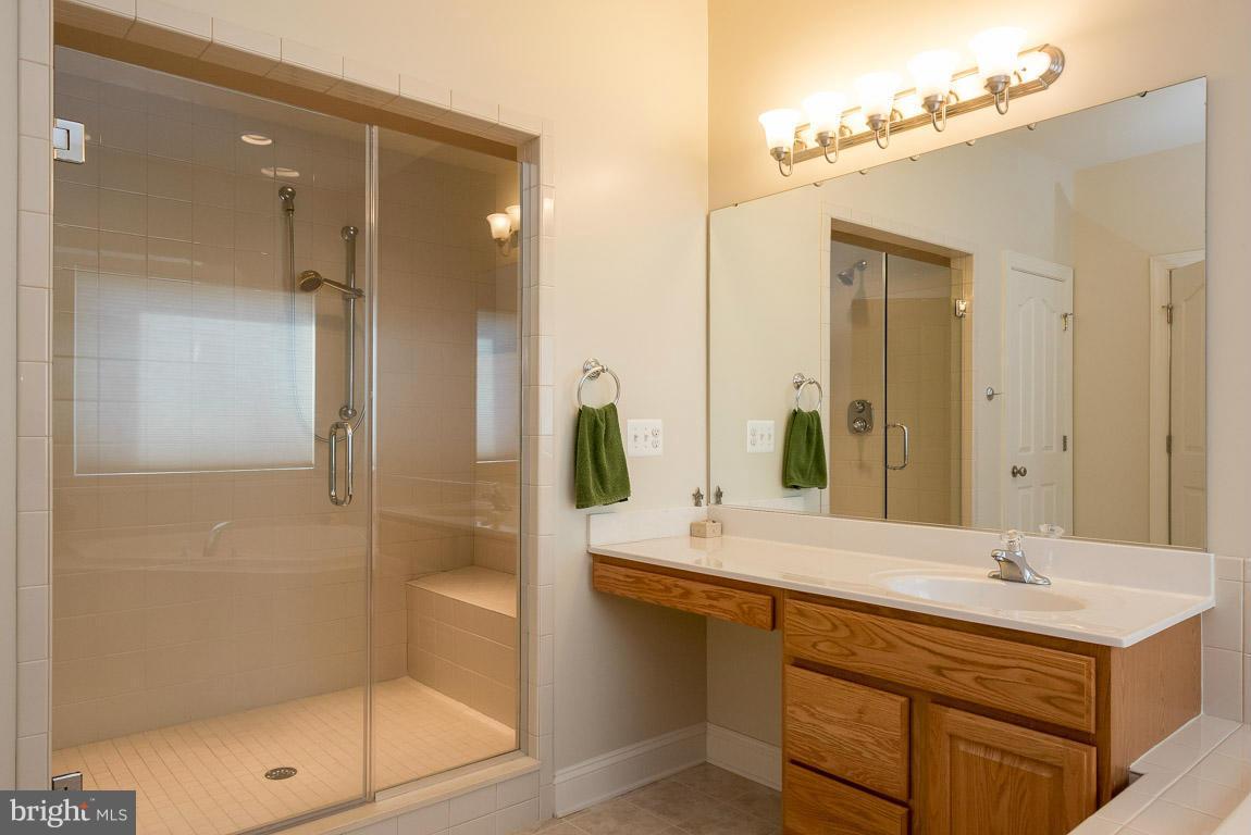 BROAD CREEK - Residential