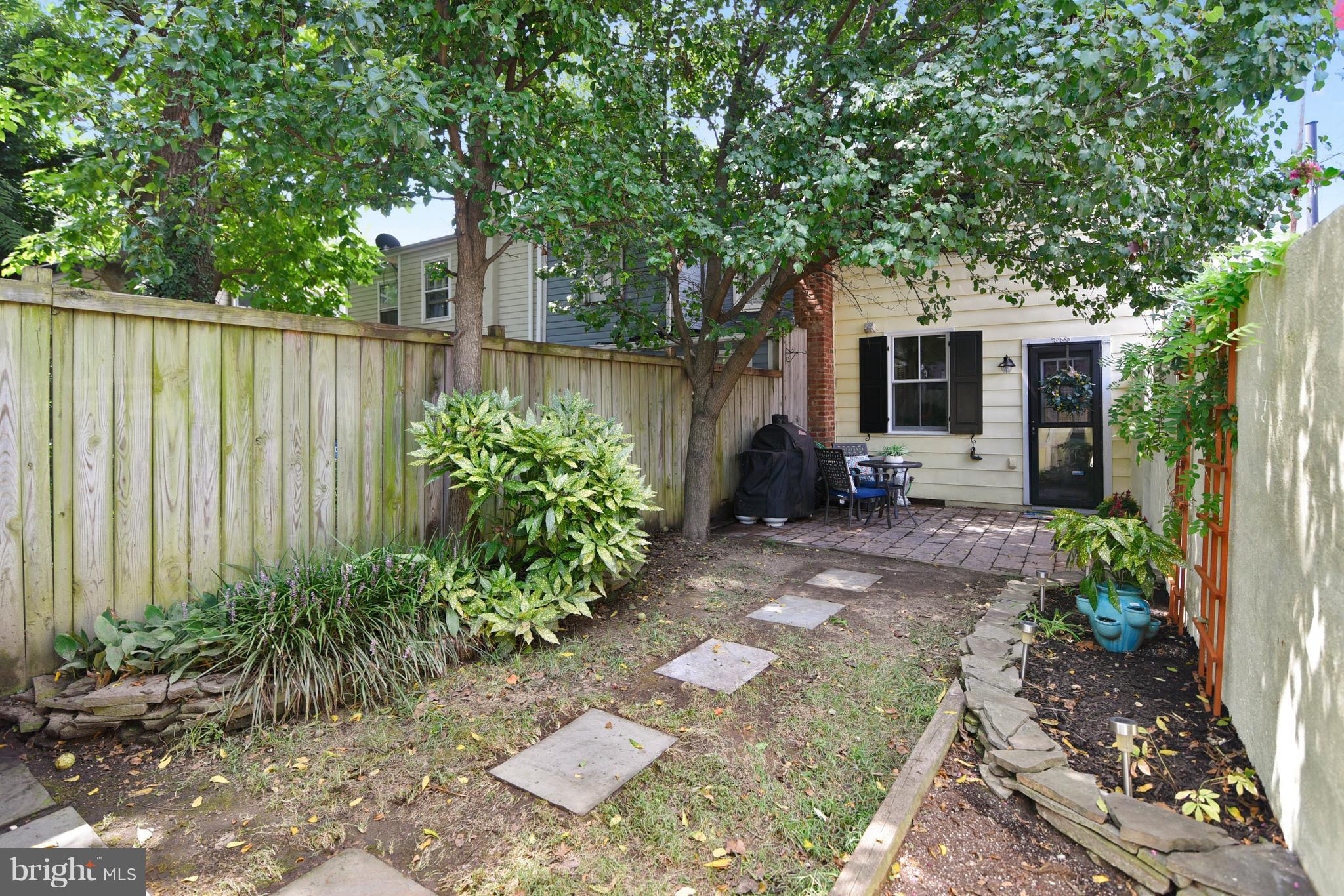 OLD TOWN - Residential