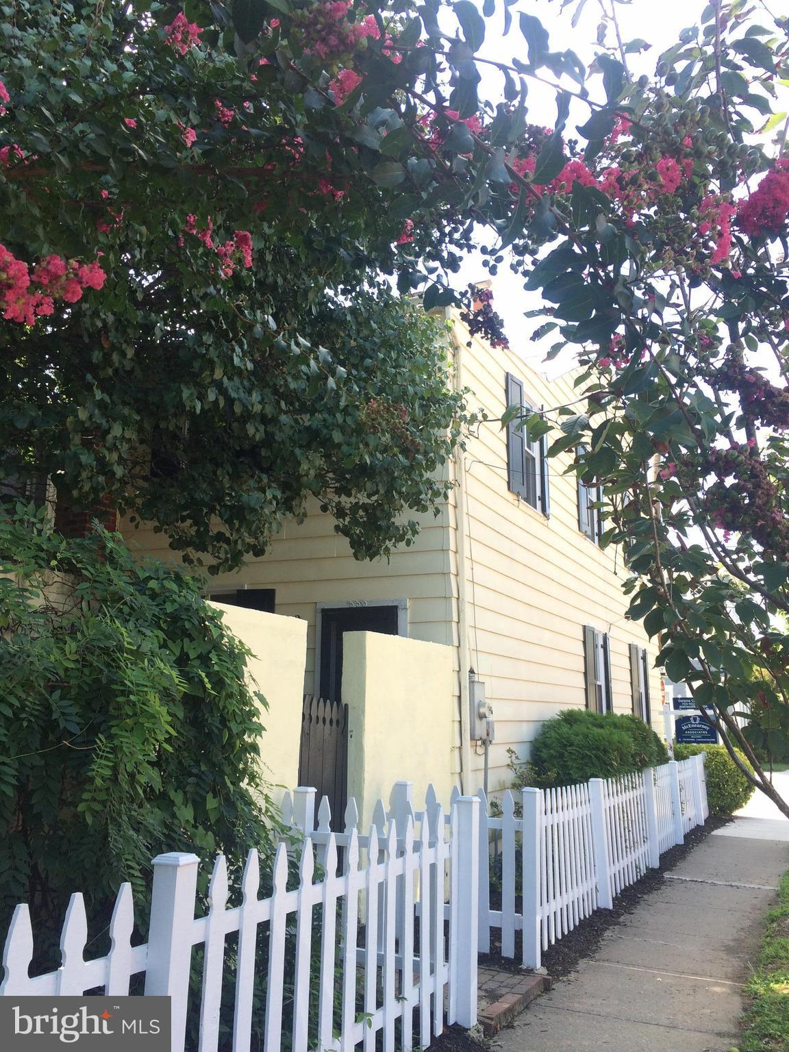 OLD TOWN - Residential