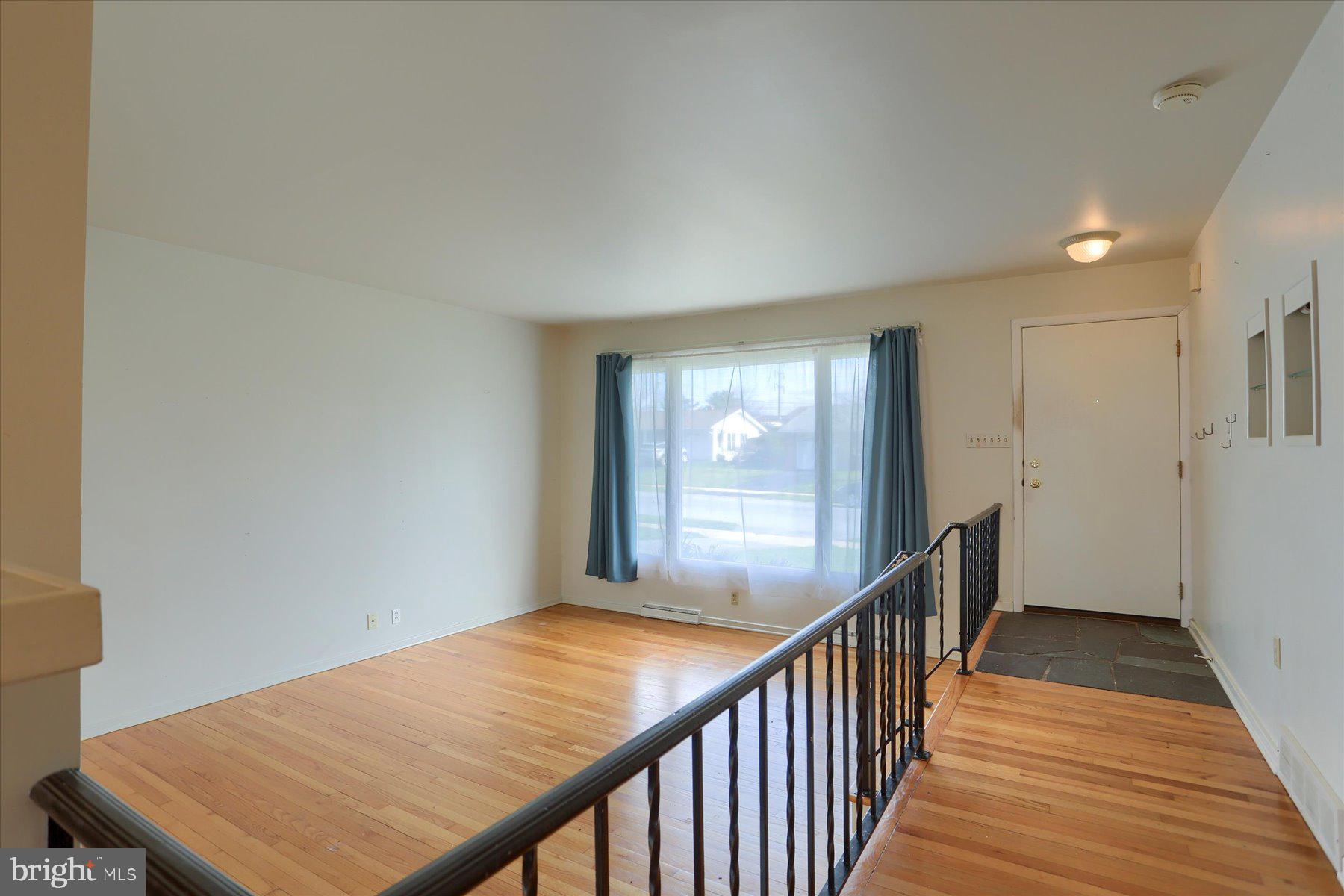 WINDSOR PARK - Residential