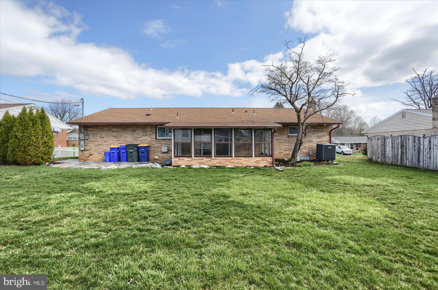 WINDSOR PARK - Residential