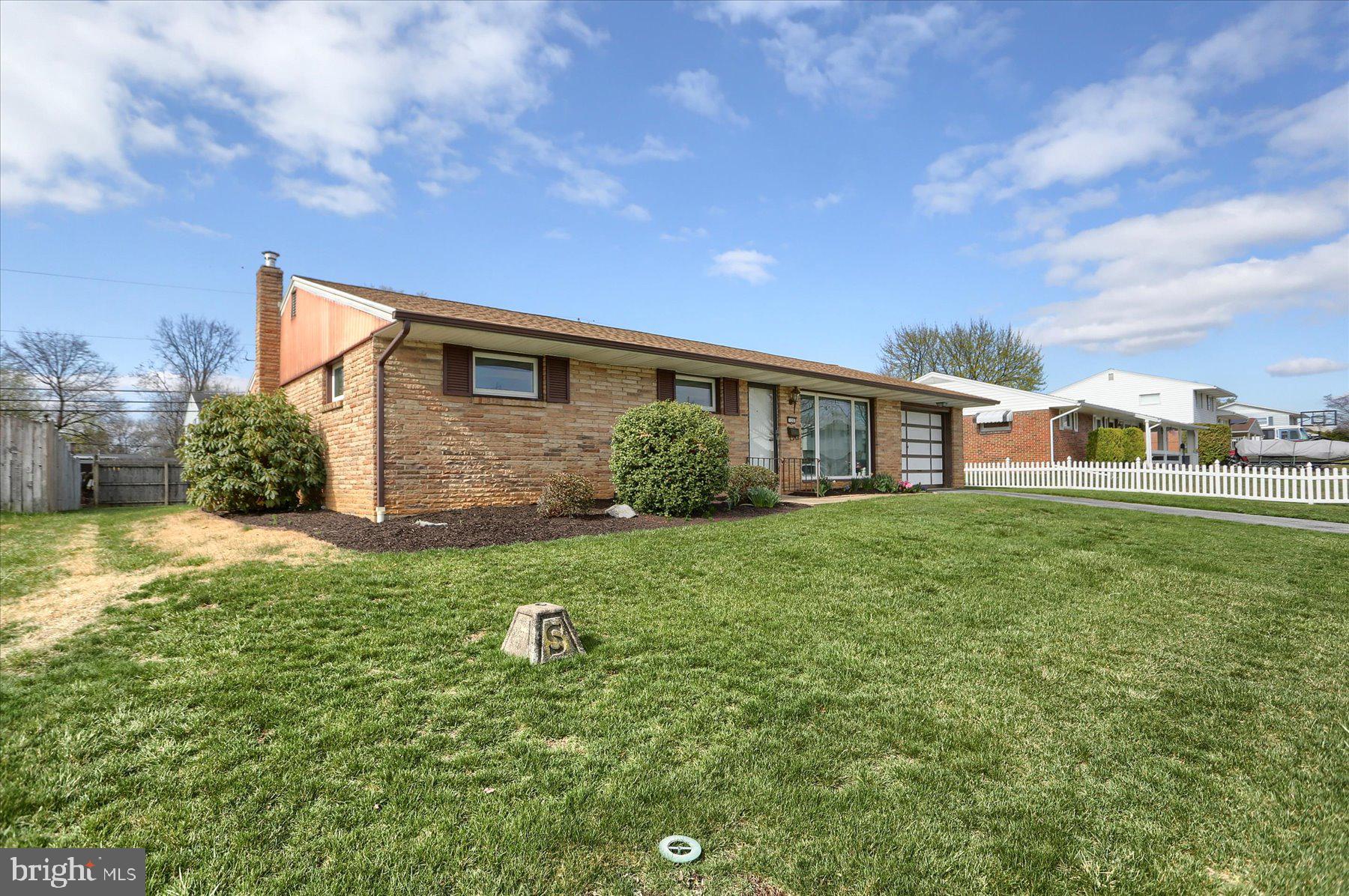 WINDSOR PARK - Residential