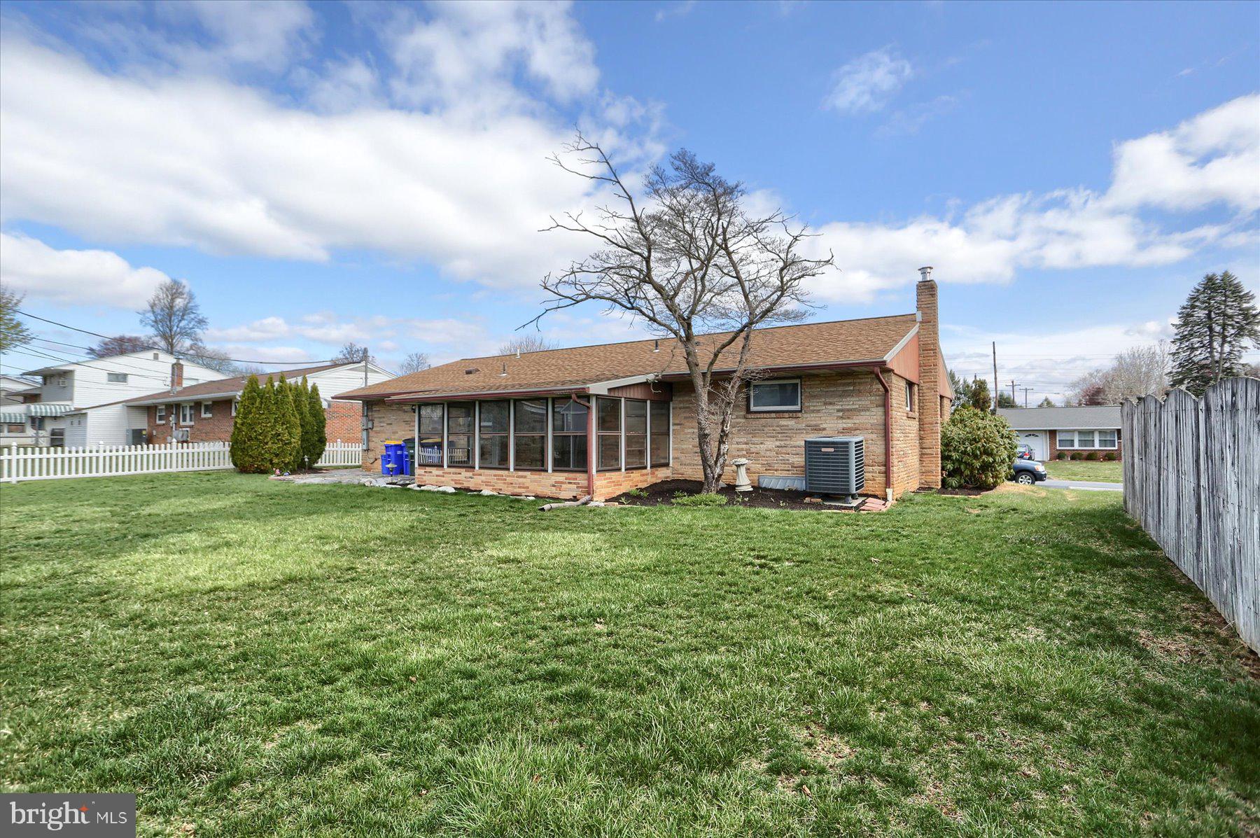 WINDSOR PARK - Residential