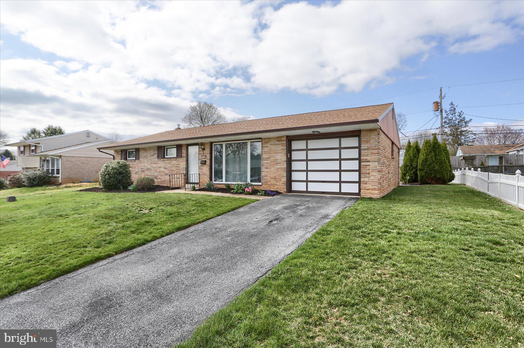 WINDSOR PARK - Residential