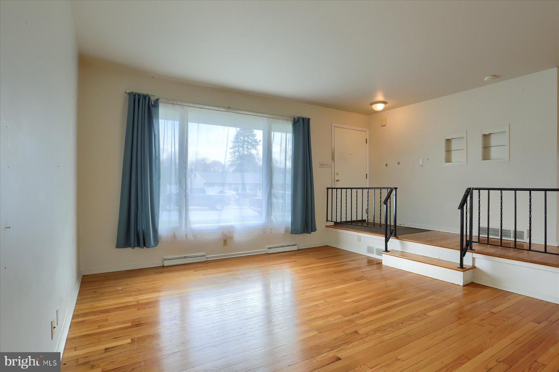 WINDSOR PARK - Residential