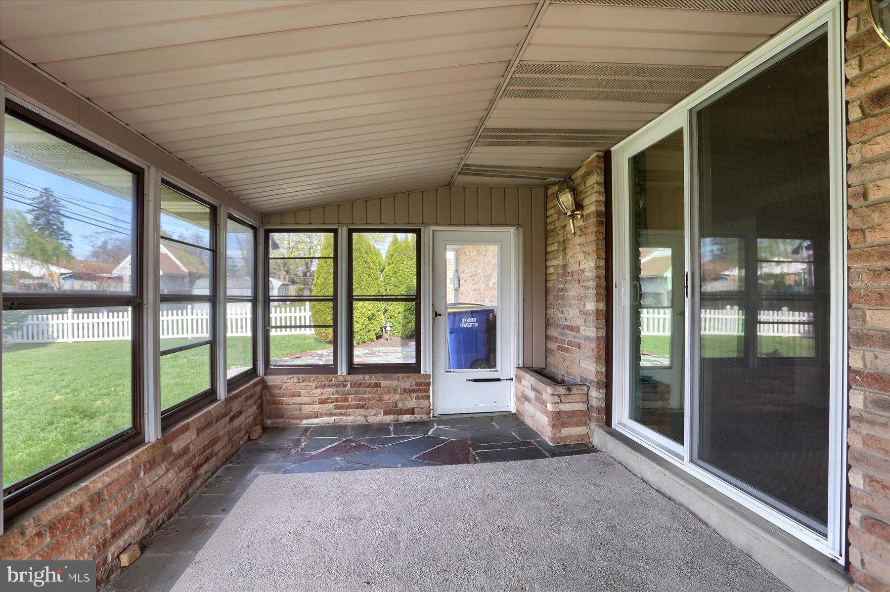 WINDSOR PARK - Residential