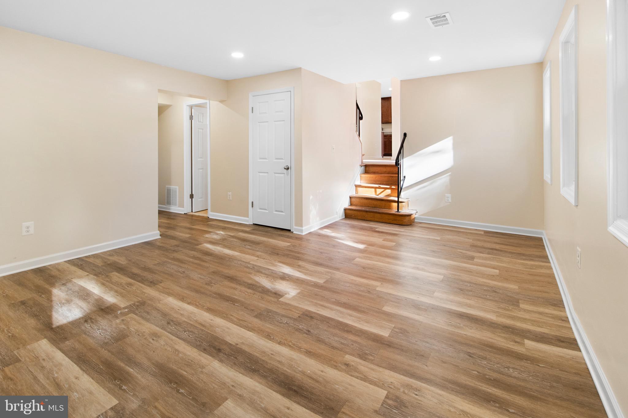 GOOD LUCK HEIGHTS - Residential