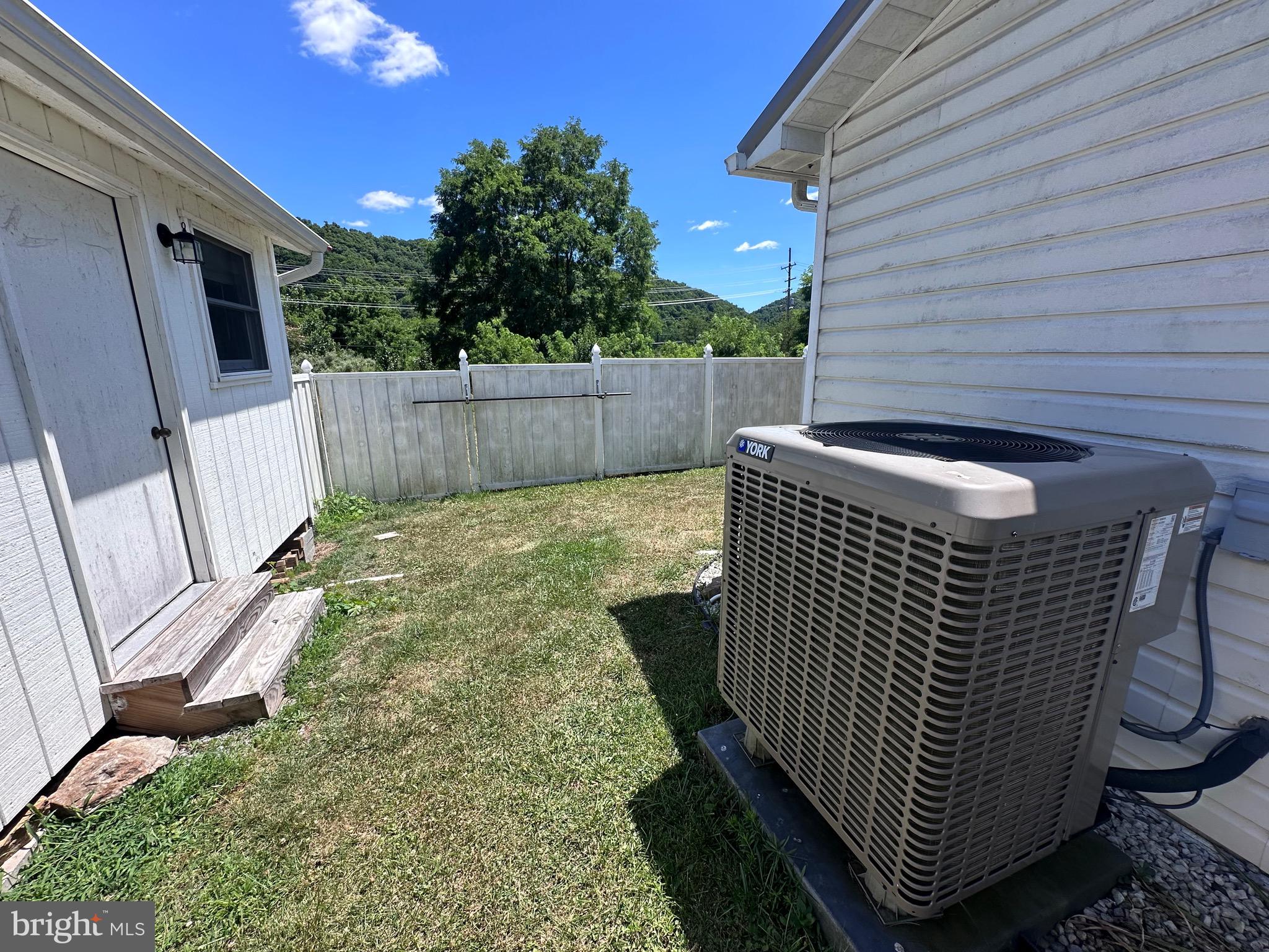 QUAIL VALLEY - Residential