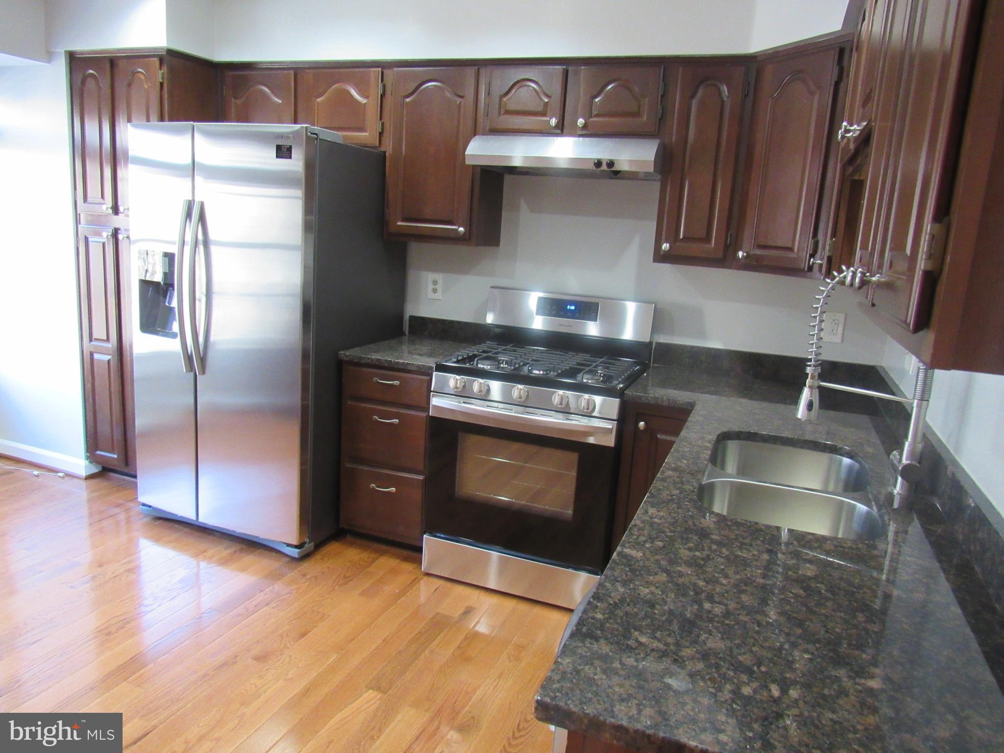 COURTHOUSE STATION - Residential Lease