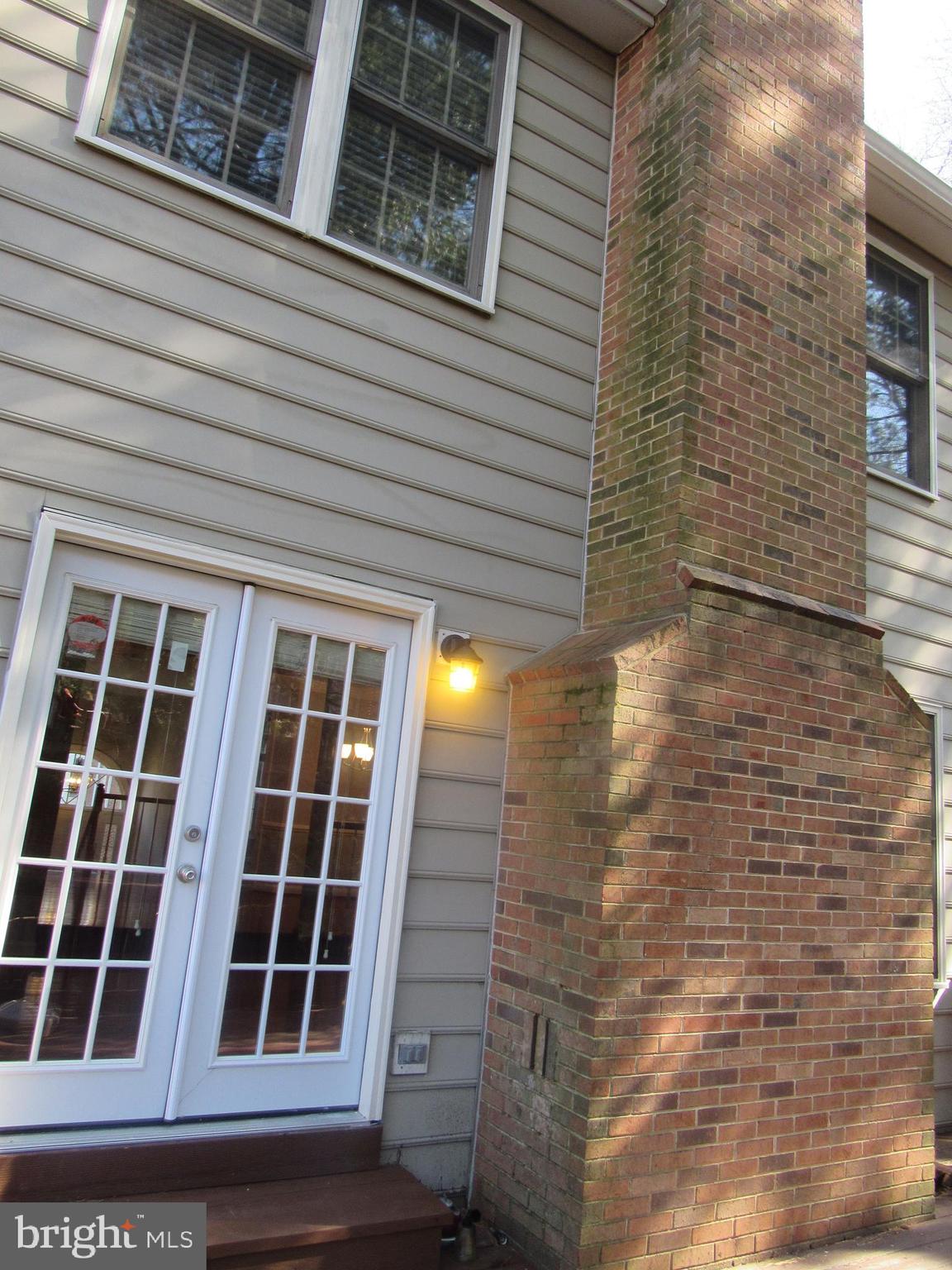 COURTHOUSE STATION - Residential Lease