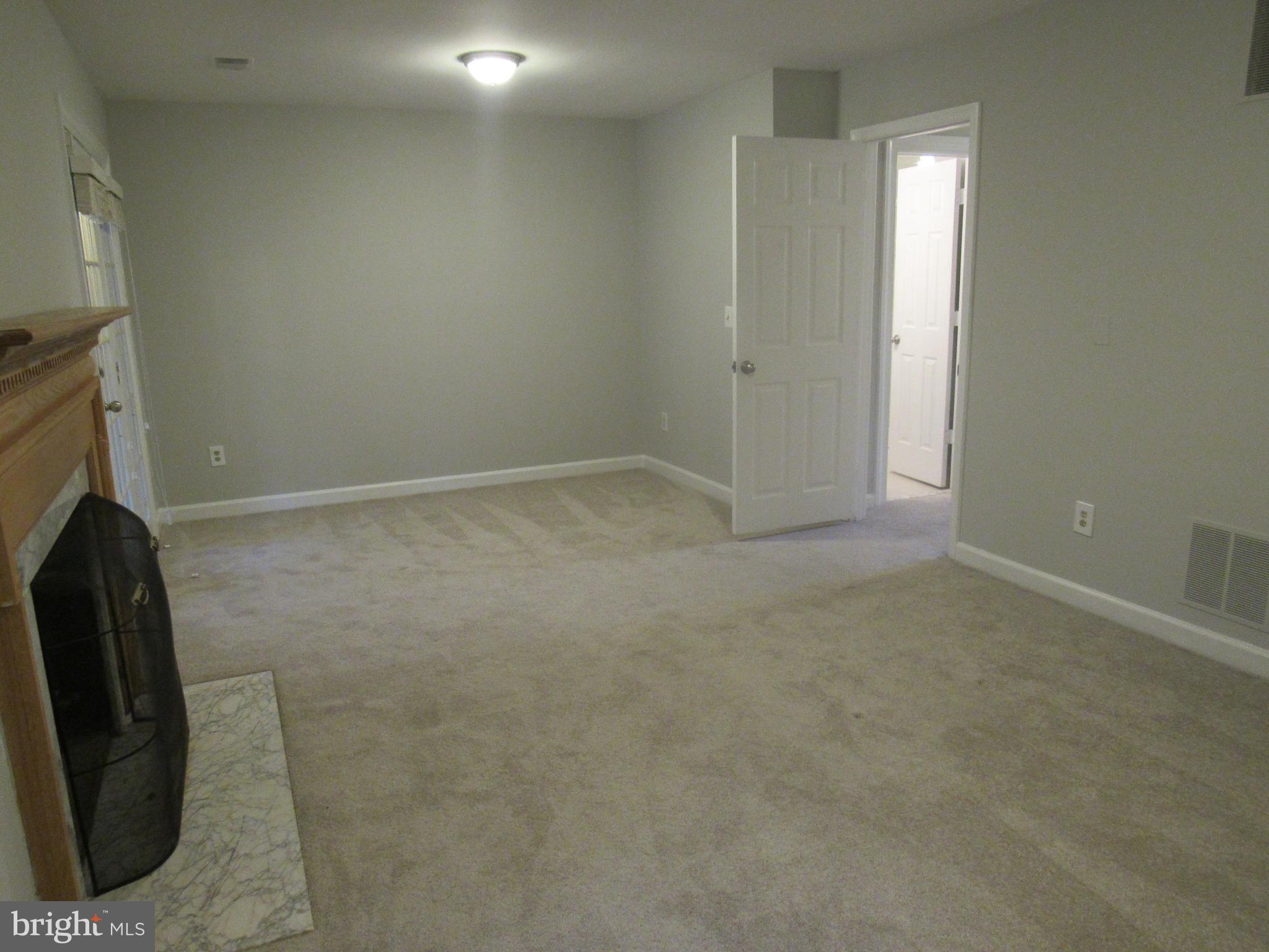 COURTHOUSE STATION - Residential Lease