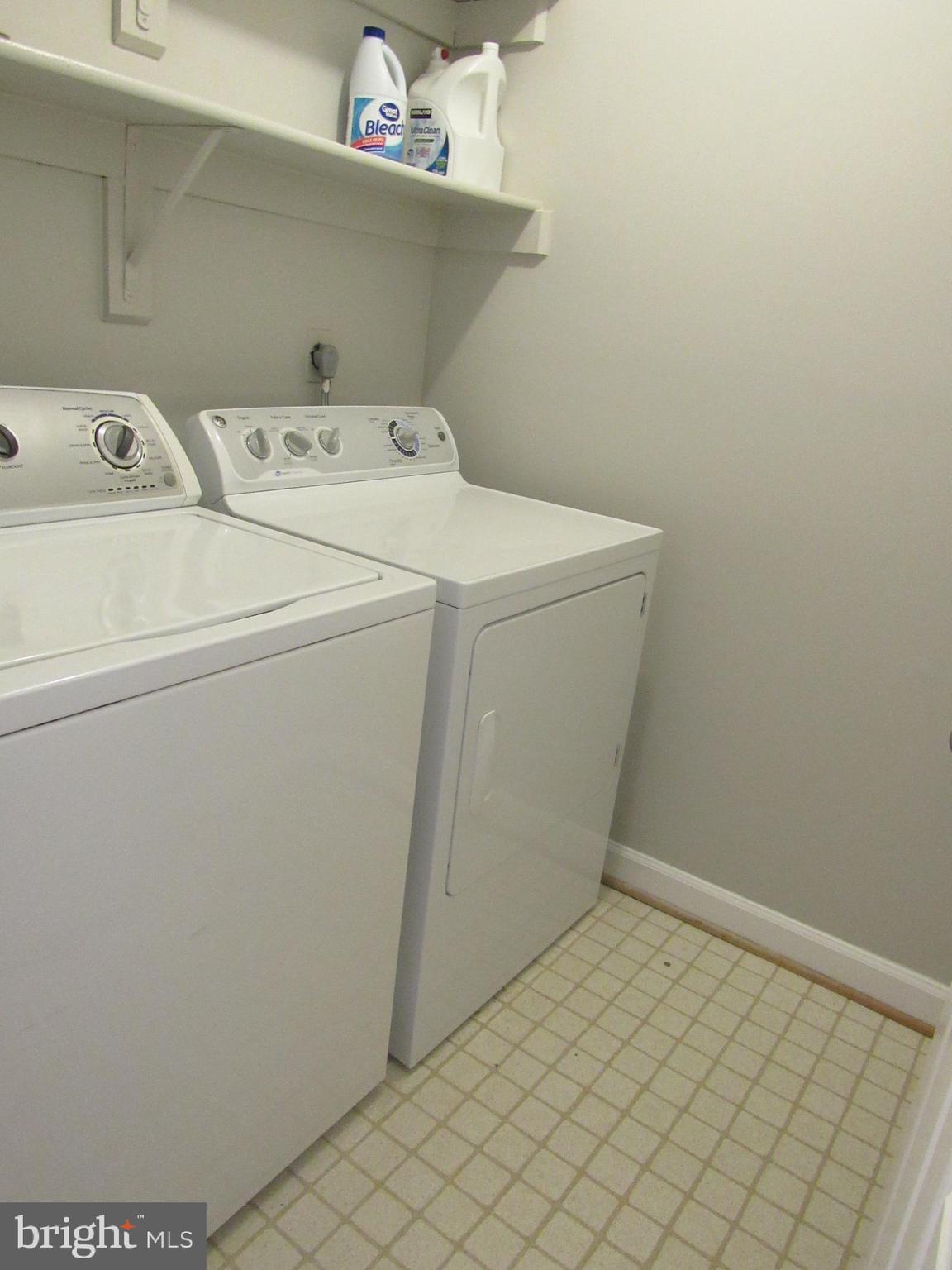 COURTHOUSE STATION - Residential Lease