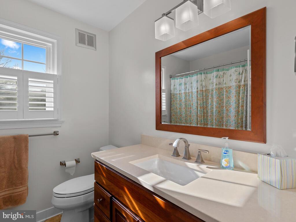 NORBECK ESTATES - Residential