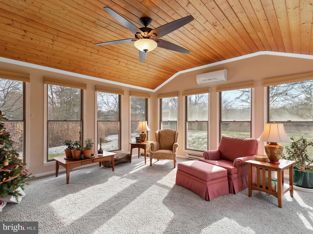 NORBECK ESTATES - Residential