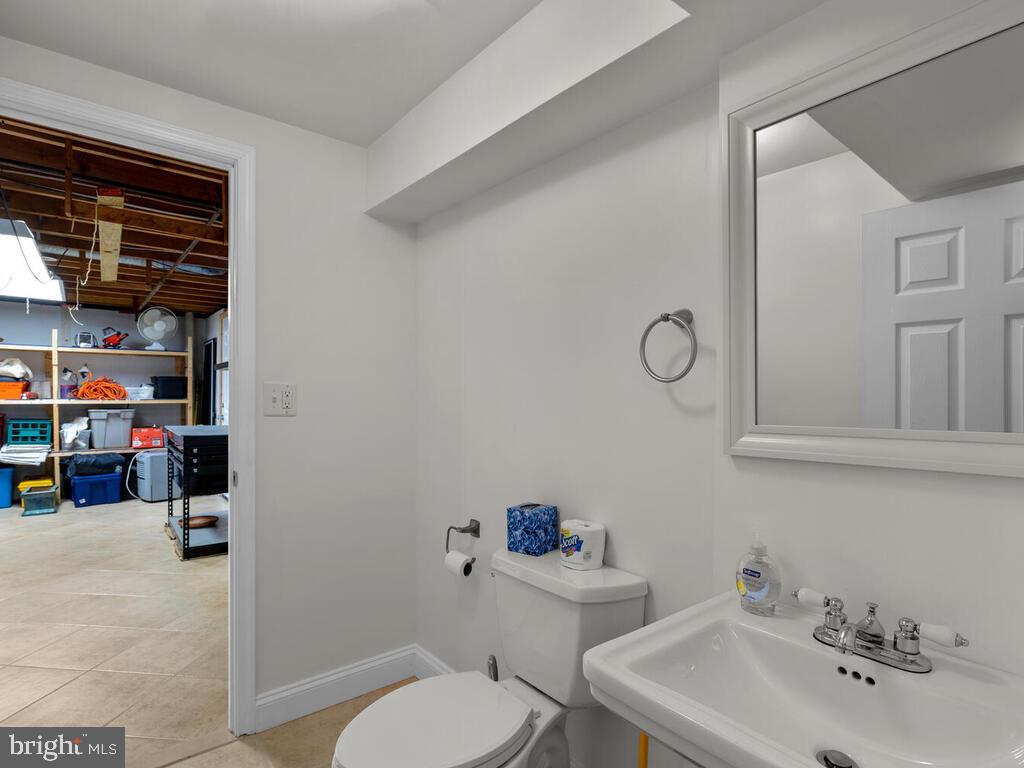 NORBECK ESTATES - Residential