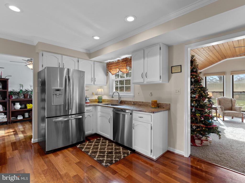 NORBECK ESTATES - Residential