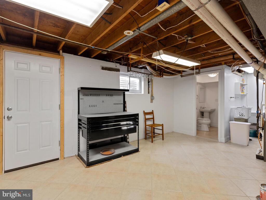 NORBECK ESTATES - Residential