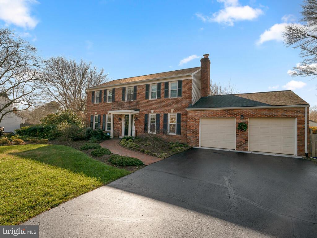 NORBECK ESTATES - Residential