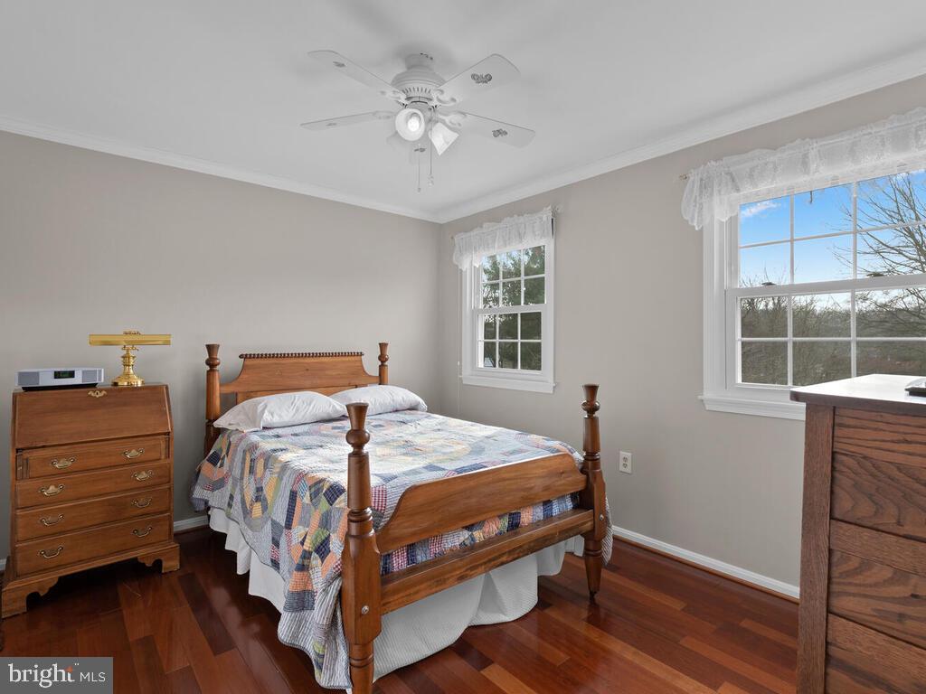 NORBECK ESTATES - Residential