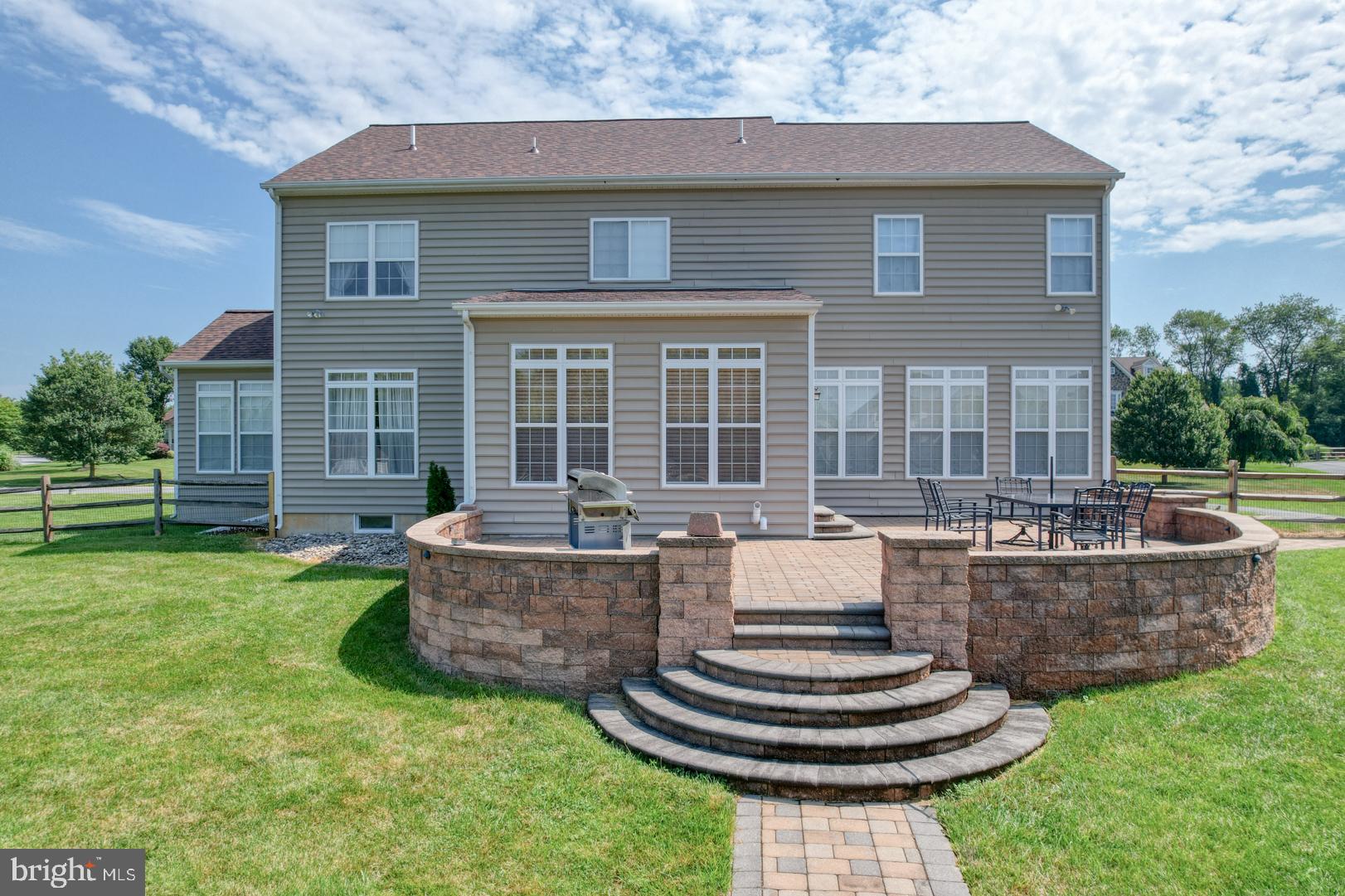 34 BAY BOULEVARD