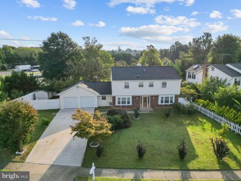 4001 MIDDLE RIDGE DRIVE FAIRFAX VA 22033