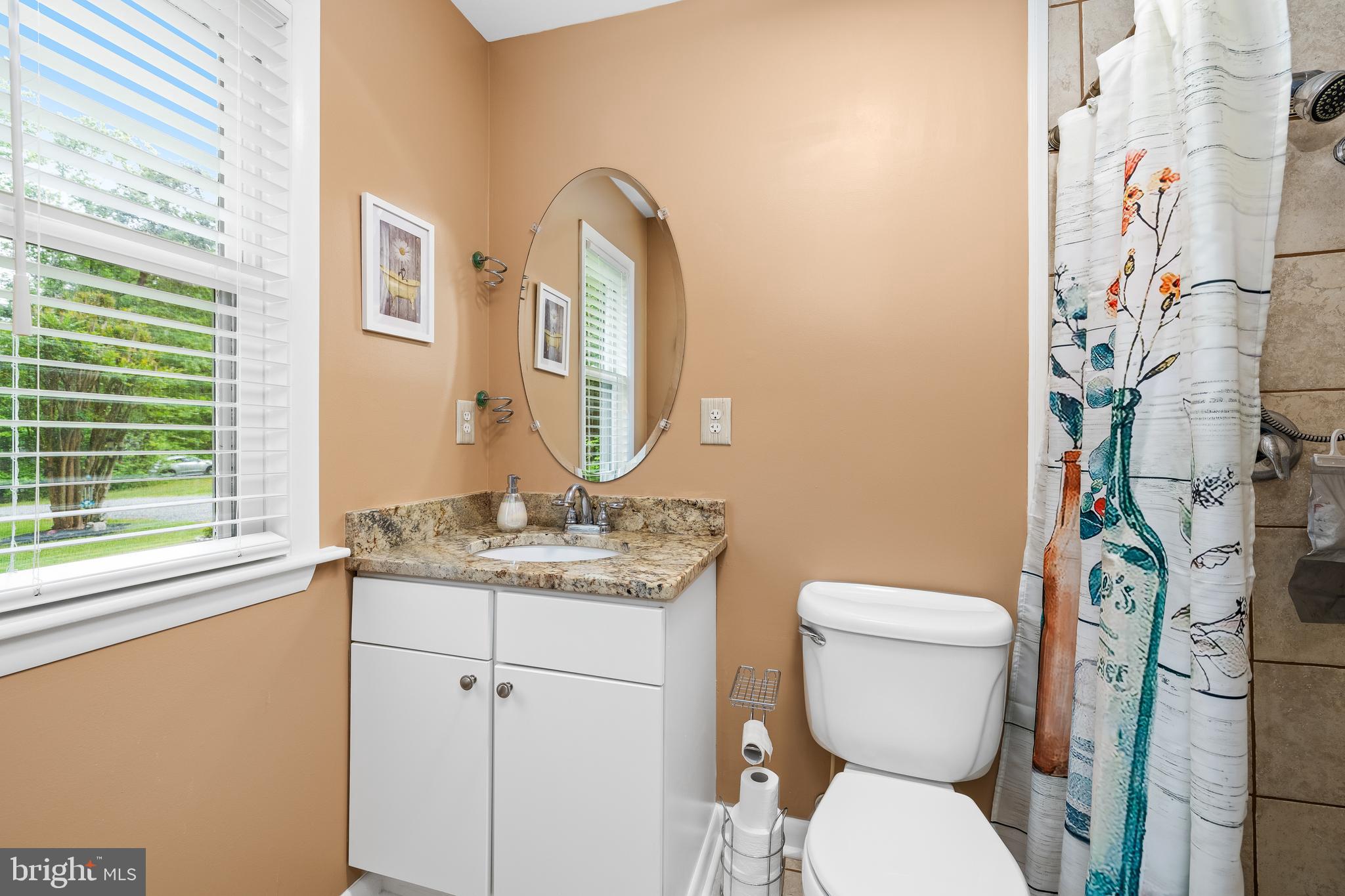 LAKE CAROLINE - Residential