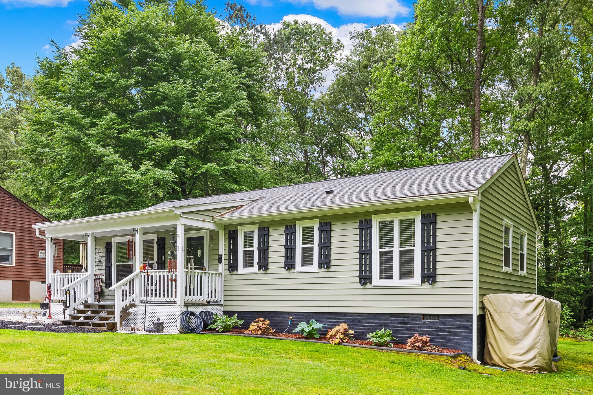 LAKE CAROLINE - Residential