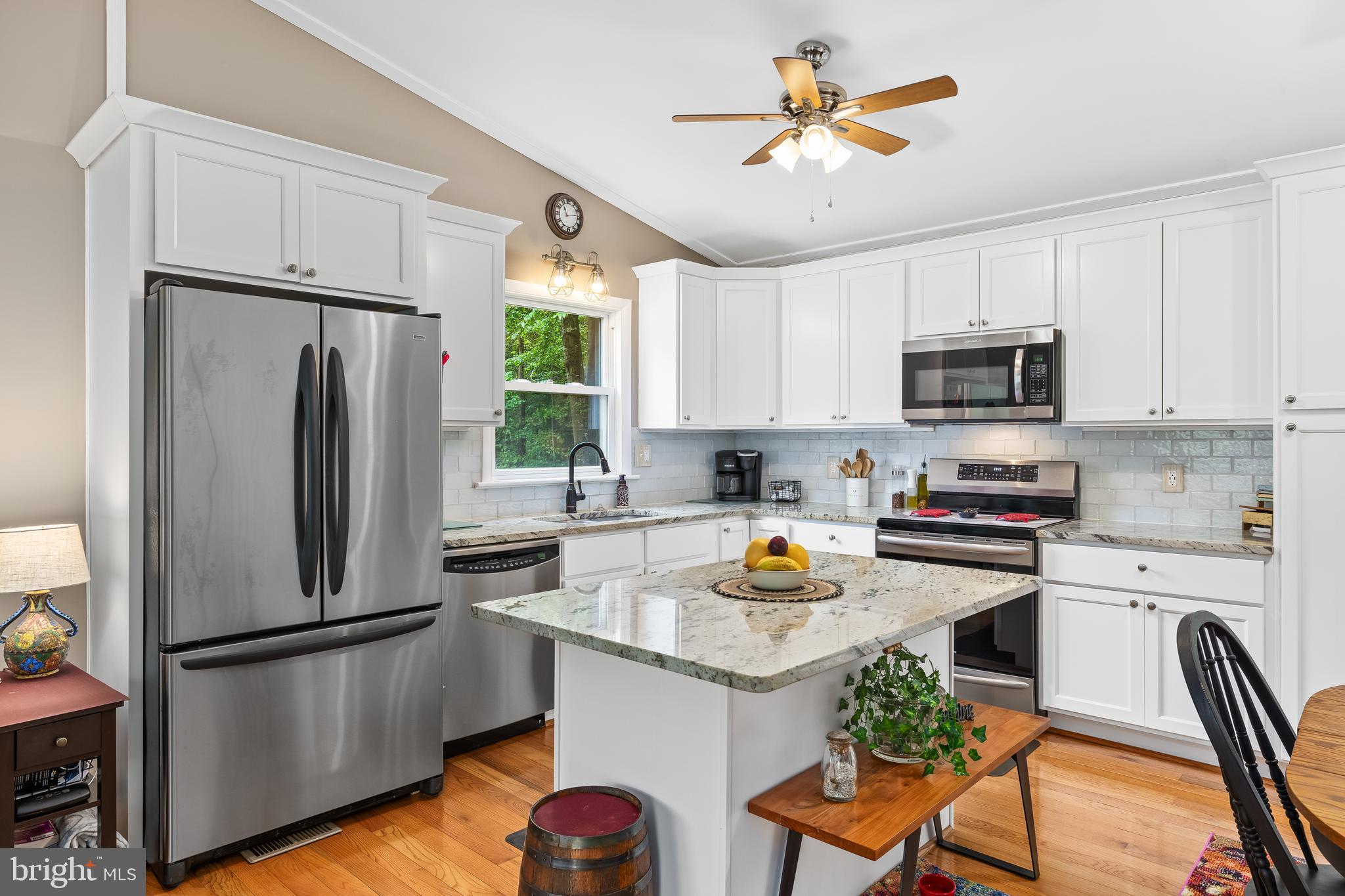 LAKE CAROLINE - Residential