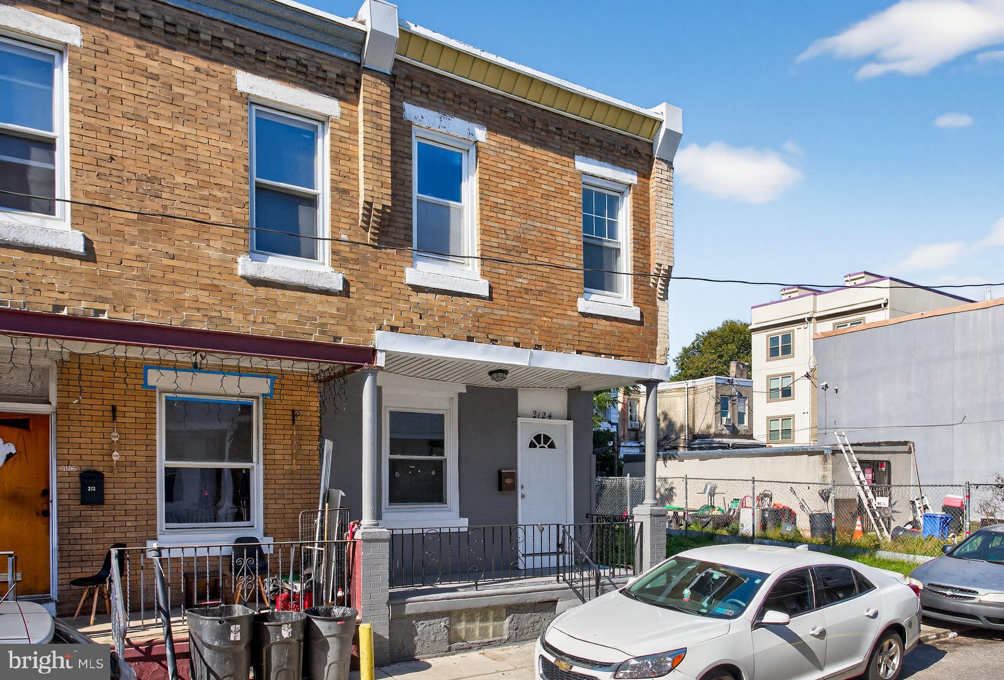 PORT RICHMOND - Residential